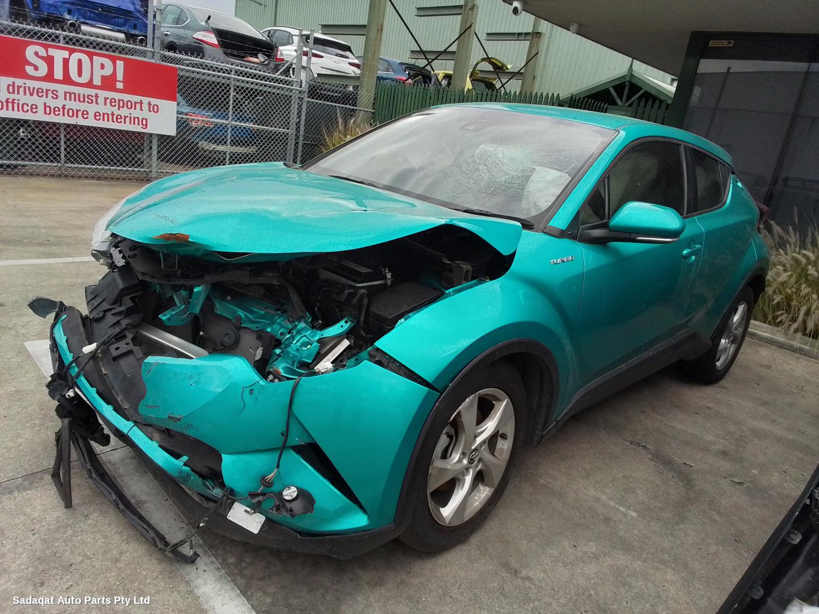 Toyota C-hr Left Door Mirror