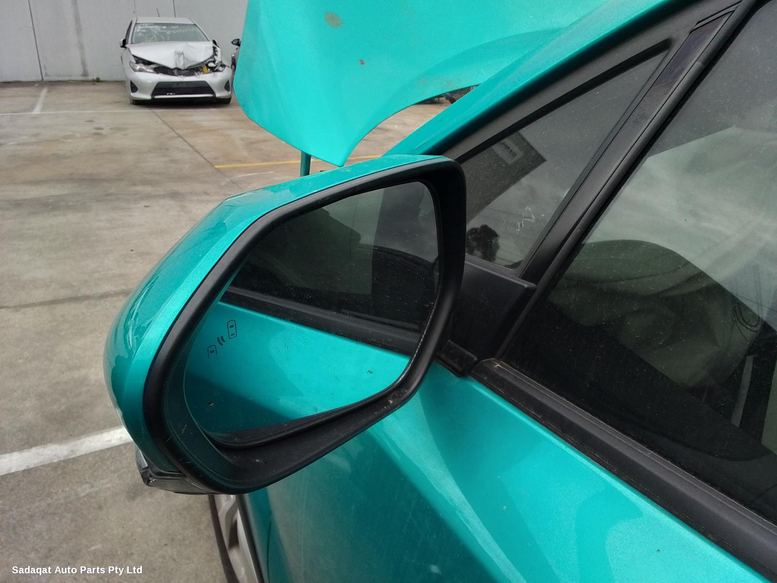 Toyota C-hr Left Door Mirror