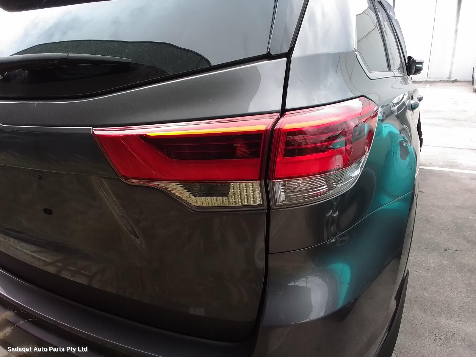 Toyota Kluger Seatbelt/stalk