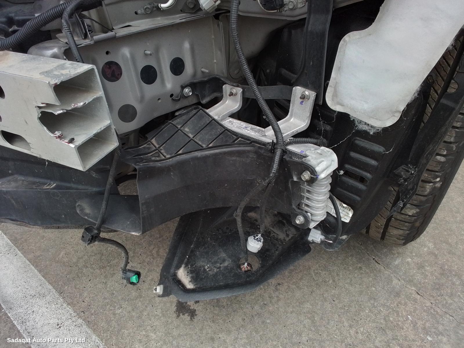 Toyota Kluger Seatbelt/stalk