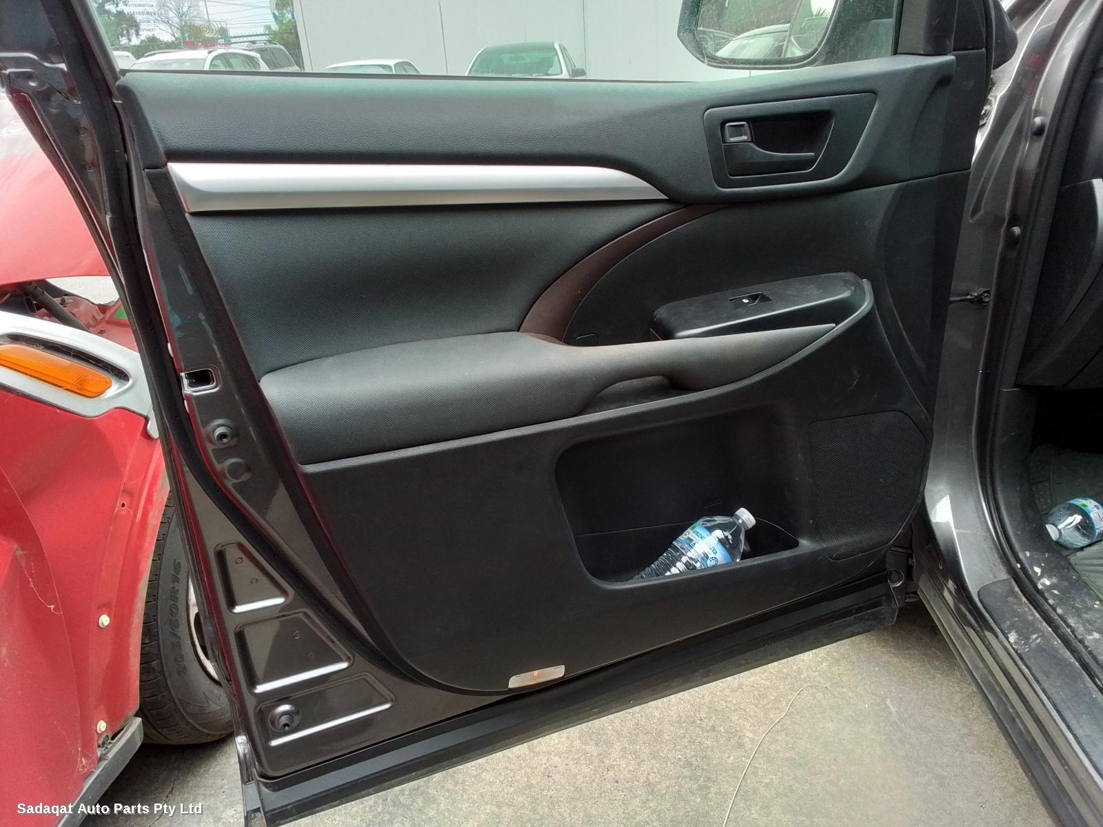 Toyota Kluger Seatbelt/stalk