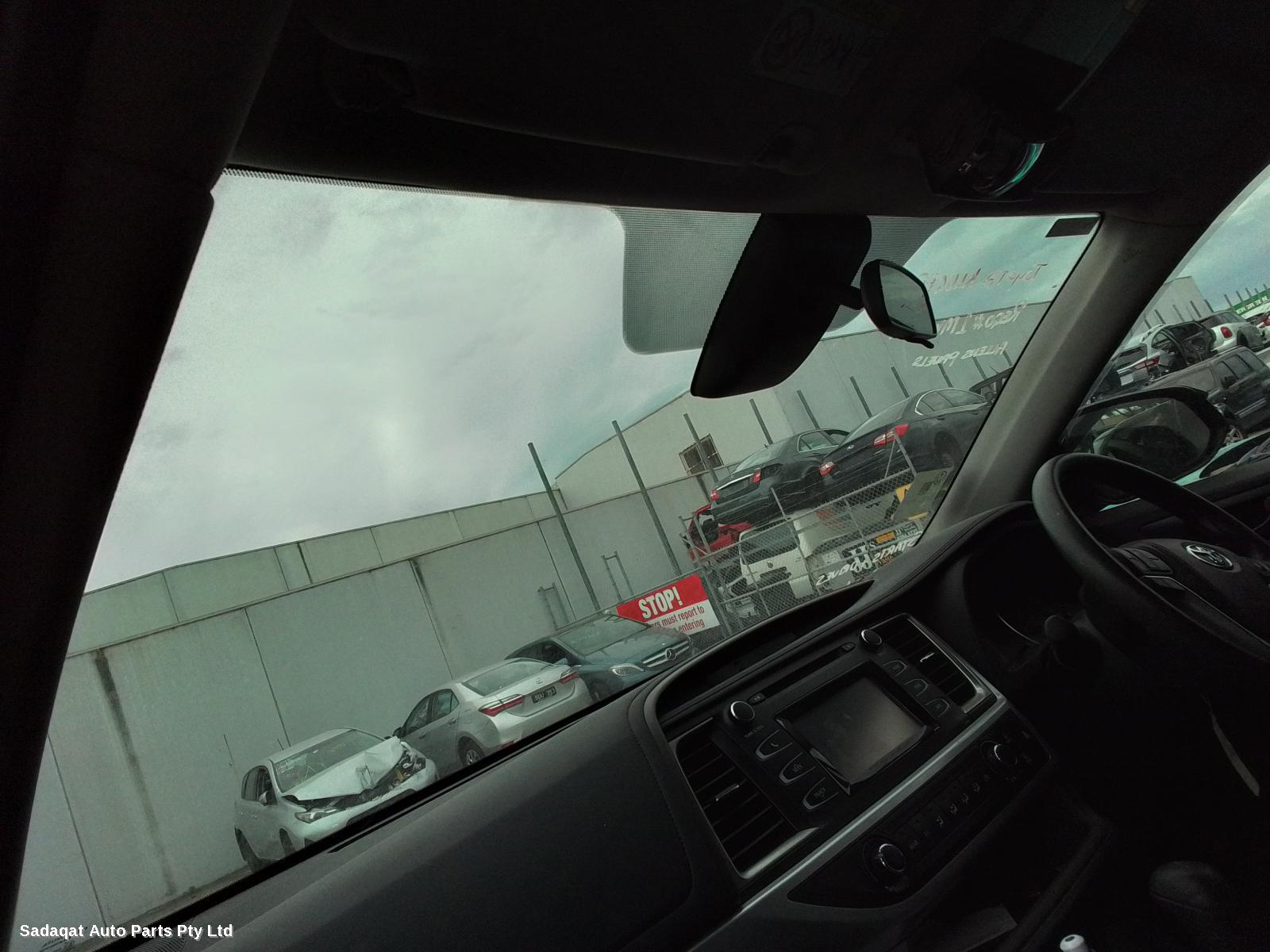 Toyota Kluger Seatbelt/stalk