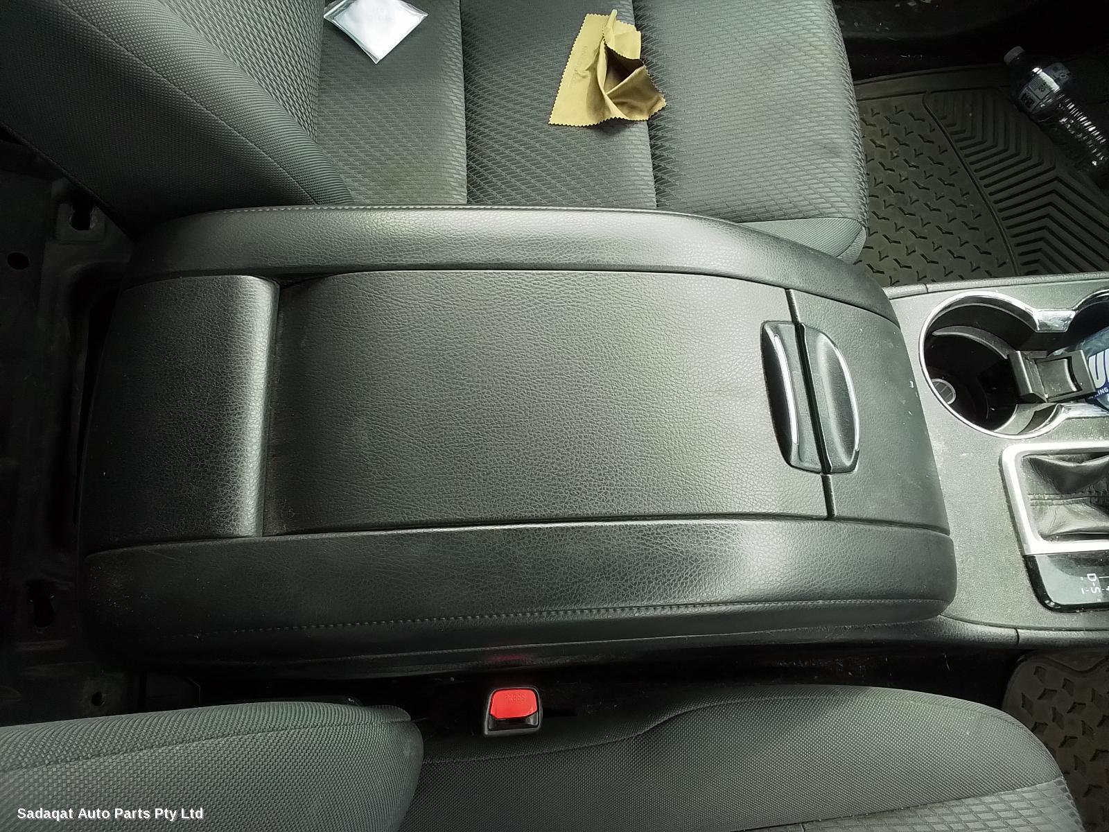 Toyota Kluger Seatbelt/stalk