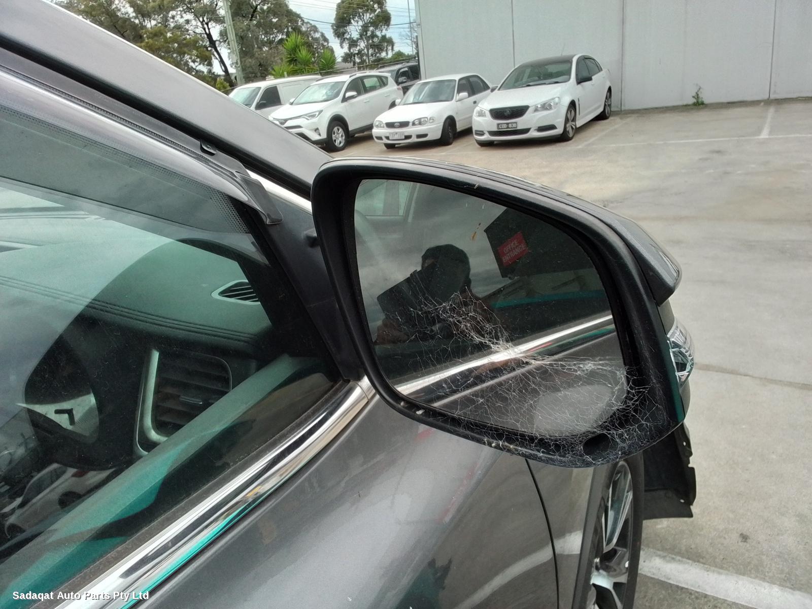 Toyota Kluger Seatbelt/stalk