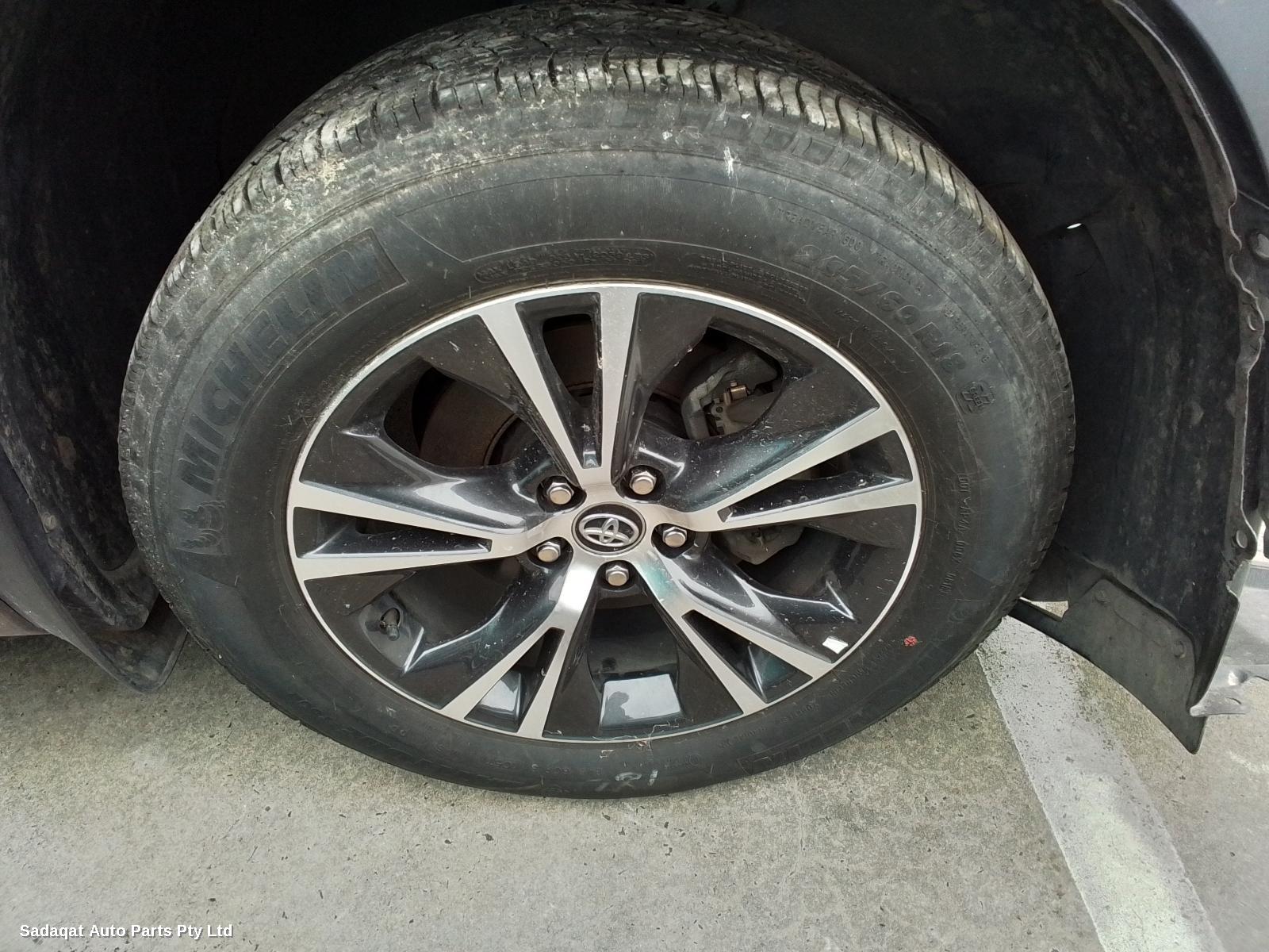 Toyota Kluger Seatbelt/stalk