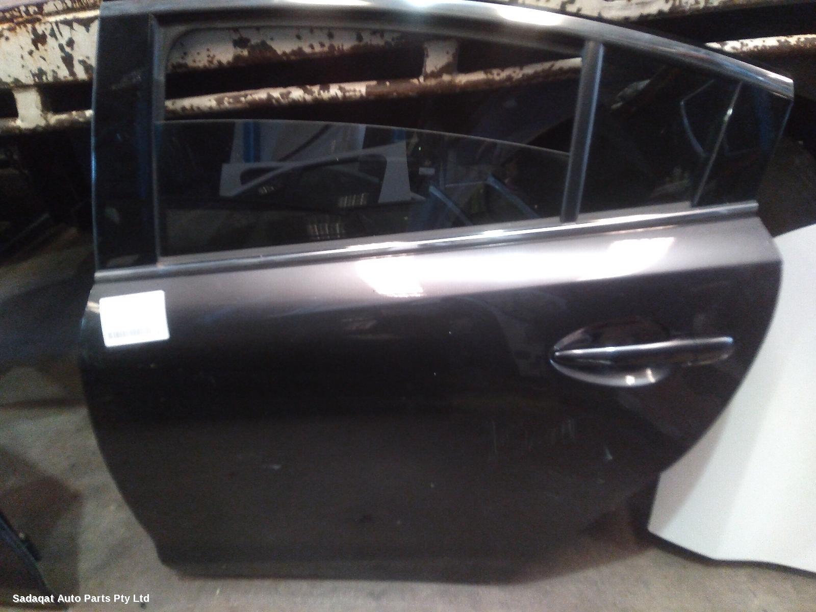 Mazda 6 Left Rear Door/sliding