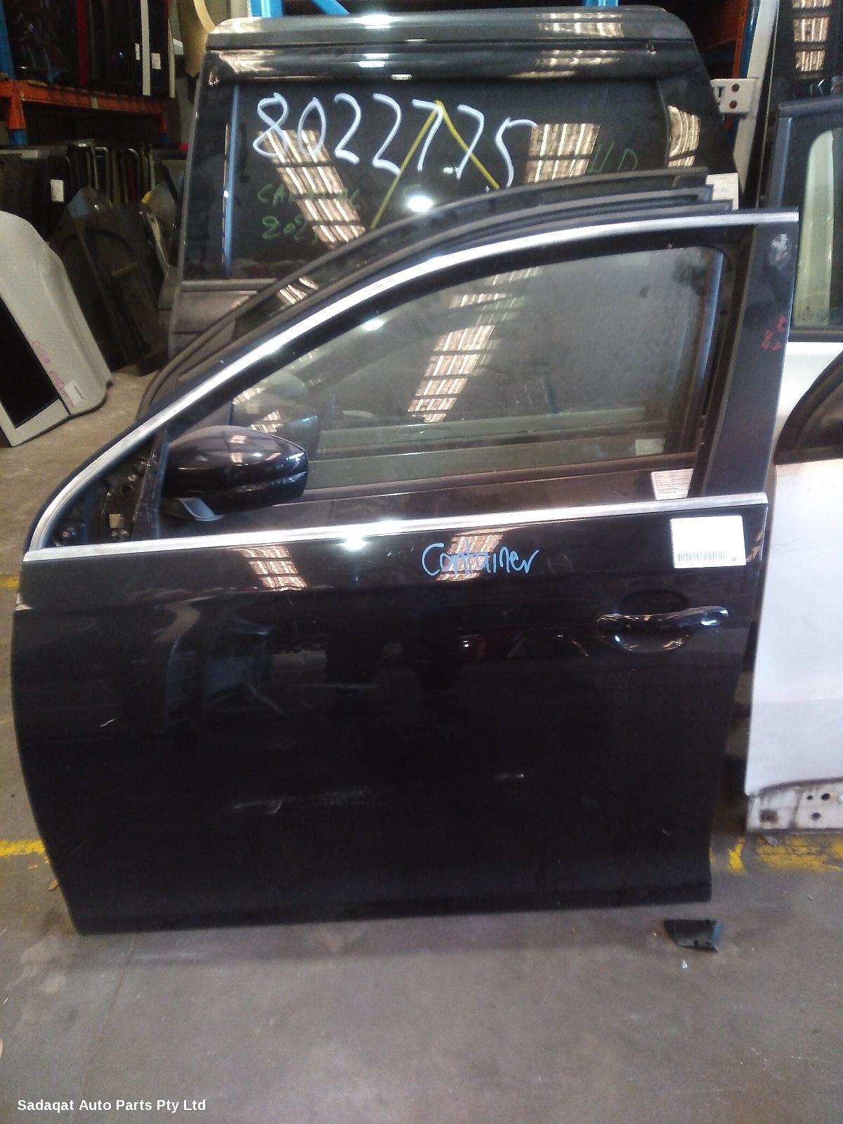 Volkswagen Golf Left Front Door