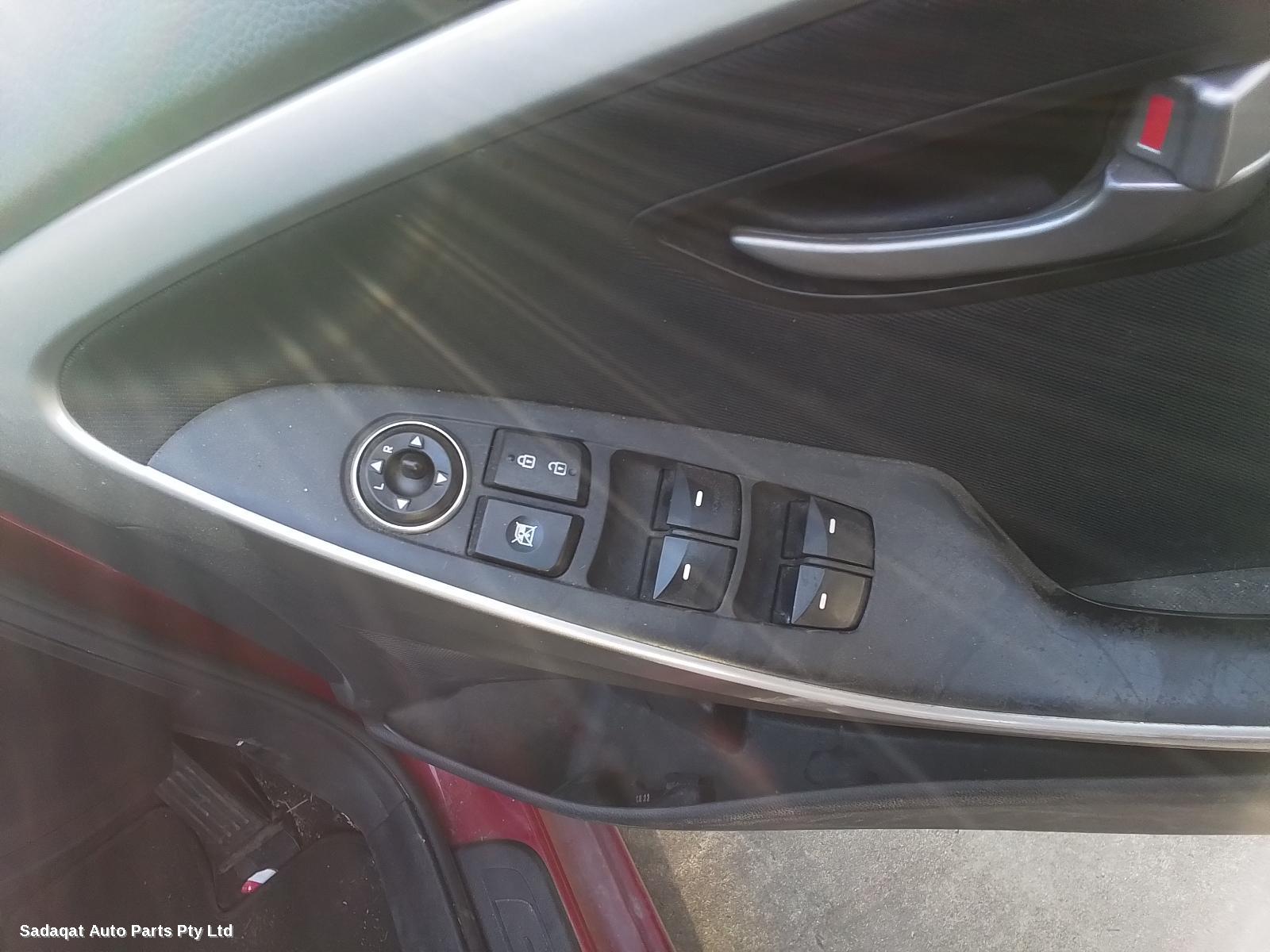 Hyundai I30 Left Door Mirror