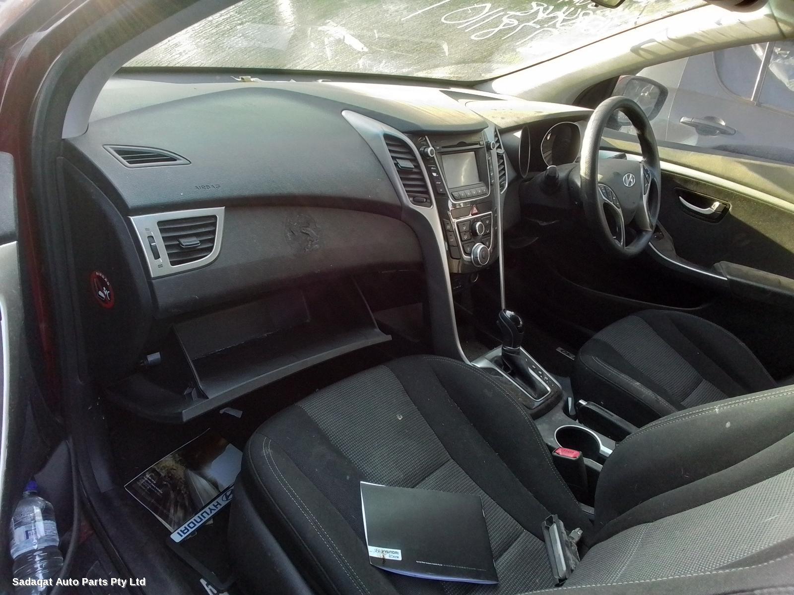 Hyundai I30 Left Door Mirror