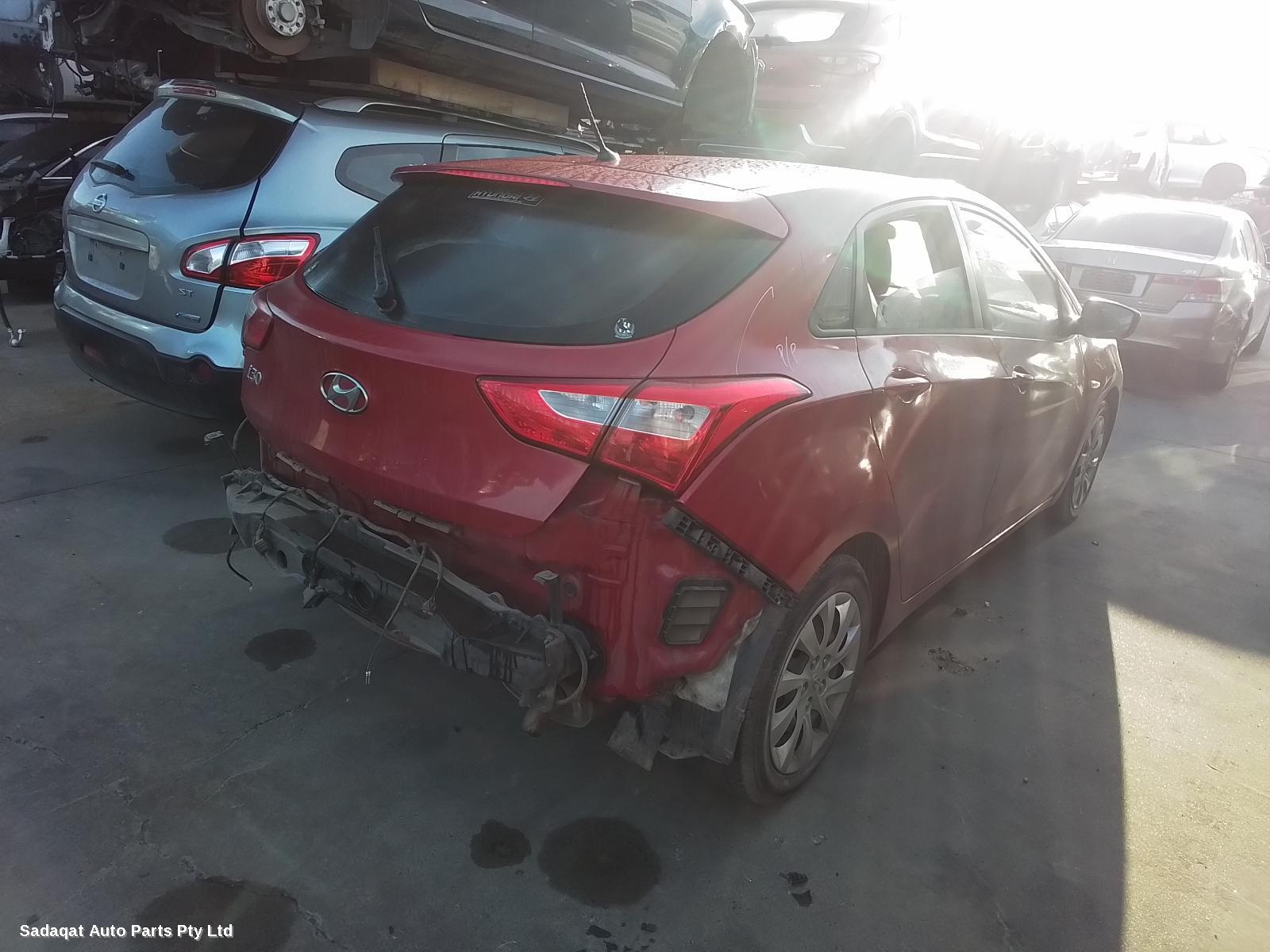 Hyundai I30 Left Door Mirror