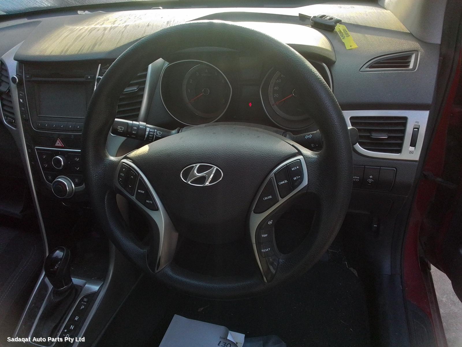 Hyundai I30 Left Door Mirror