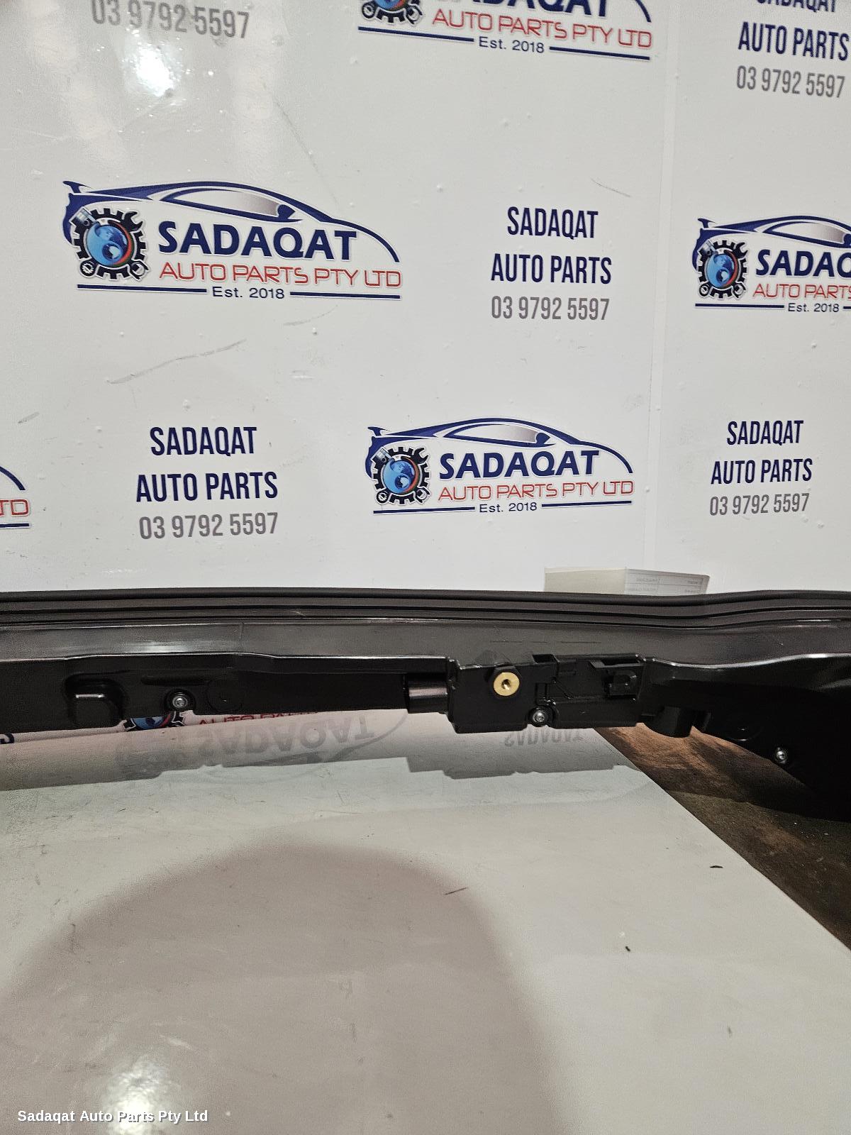 Porsche Macan Rear Garnish