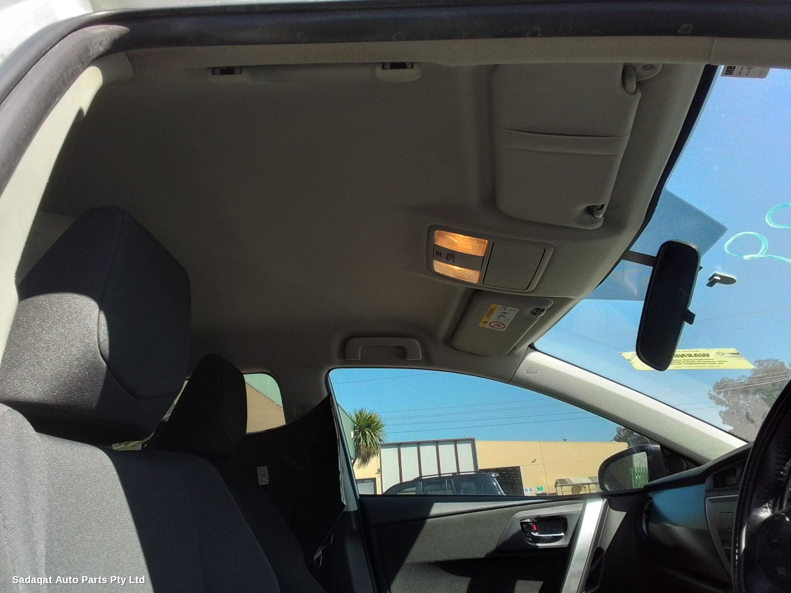 Toyota Corolla Right_rear_door_sliding