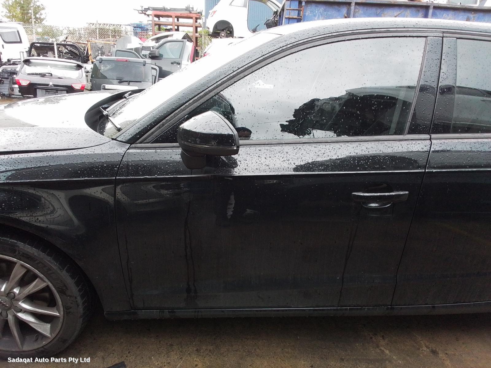 Audi A3 Left Guard Liner