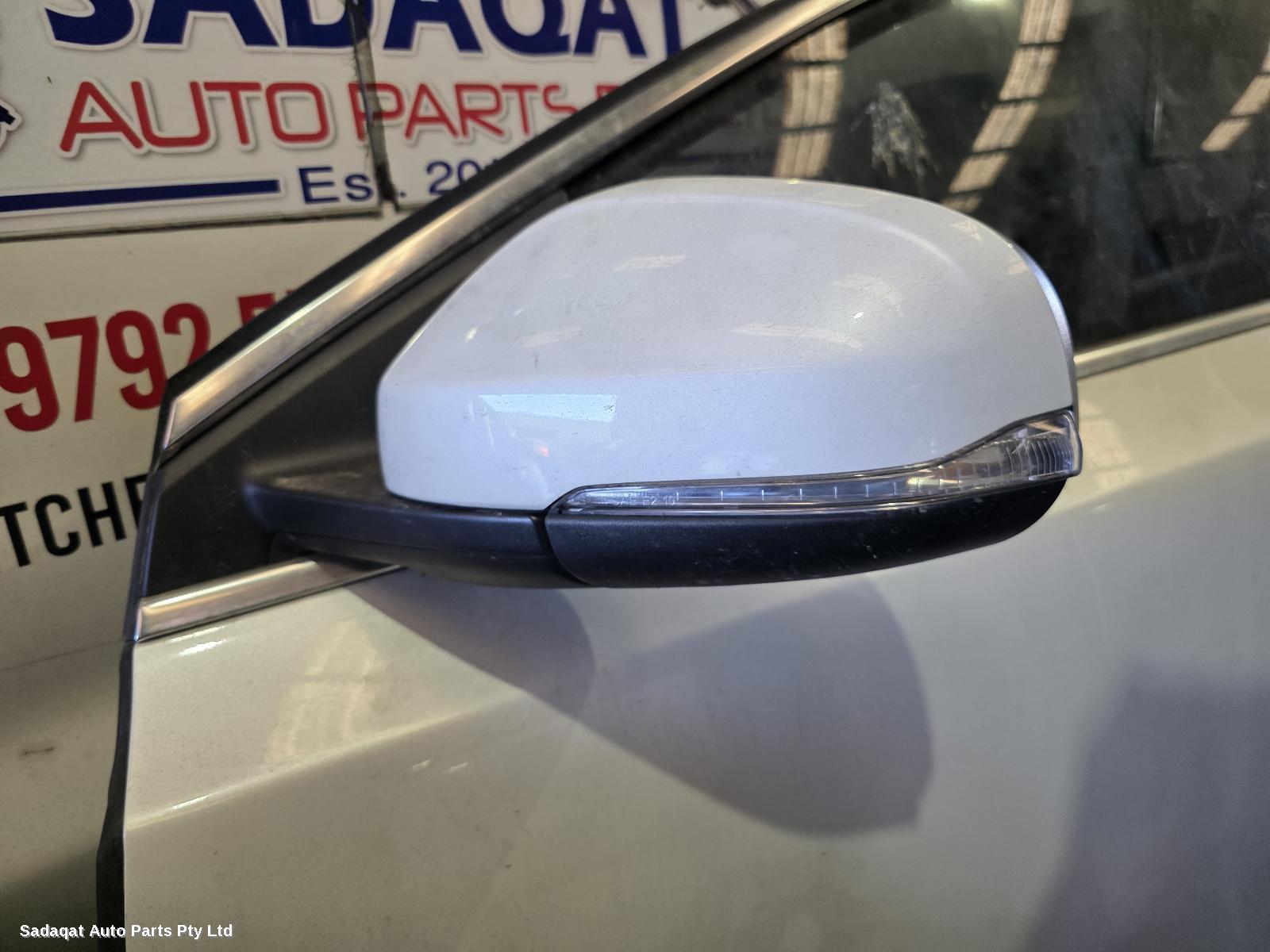 Volvo S40 Left Door Mirror