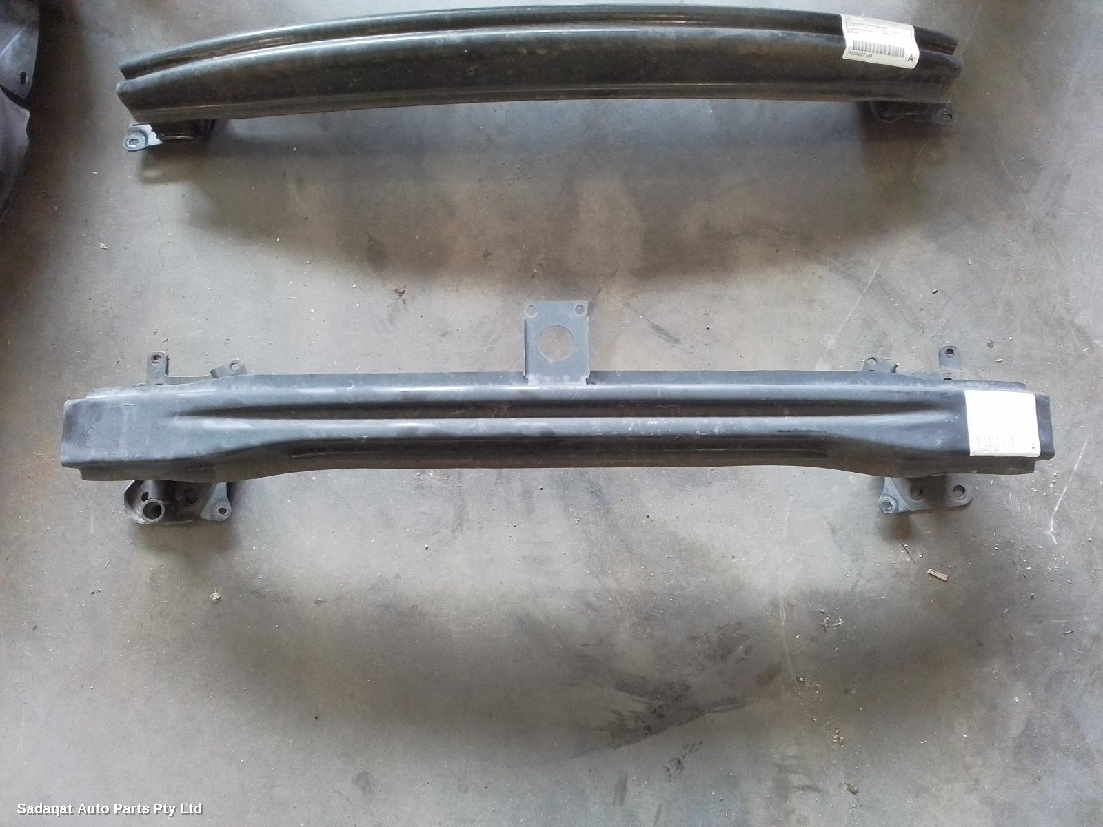 Volkswagen Golf F/bar Reinforc/brack