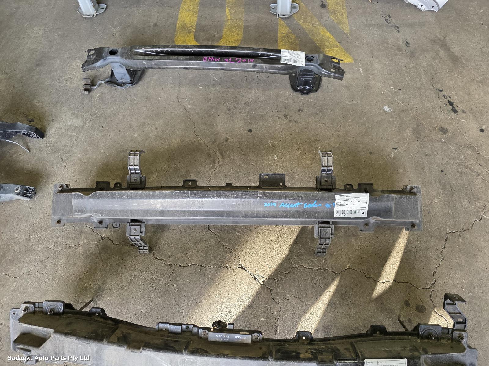 Hyundai Accent R/bar Bracket/reinfo