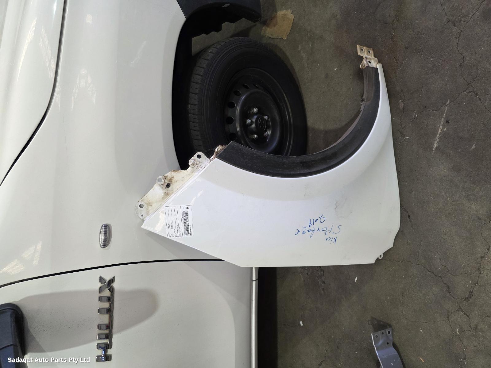 Kia Sportage Right Guard