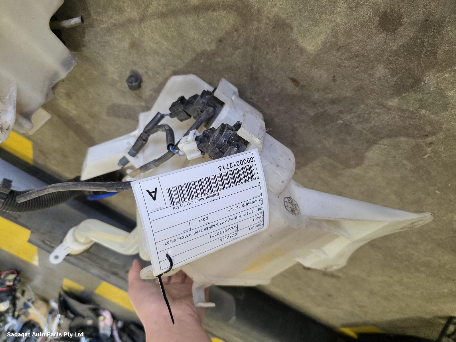 Toyota Corolla Washer Bottle