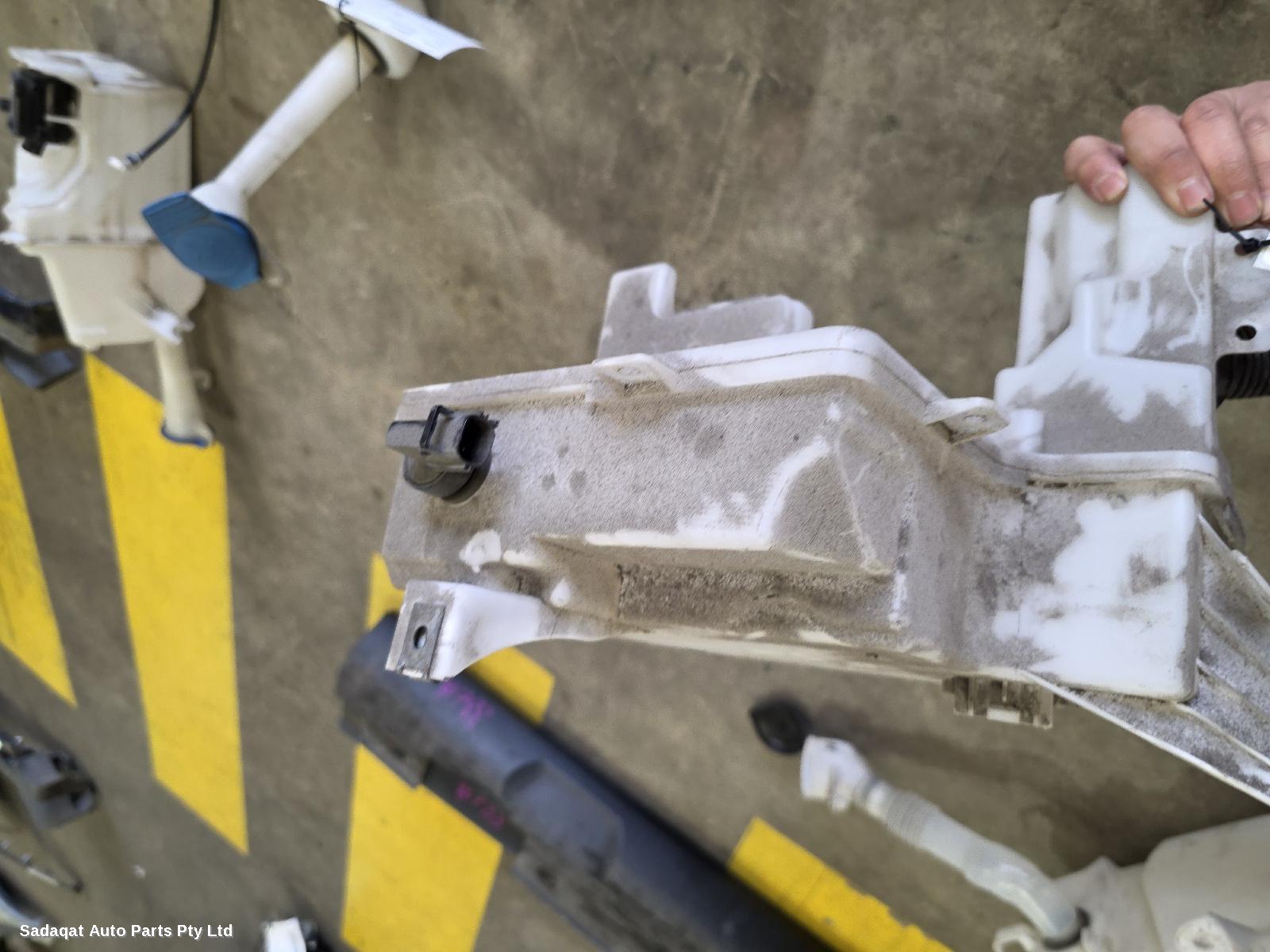 Ford Focus Washer Bottle