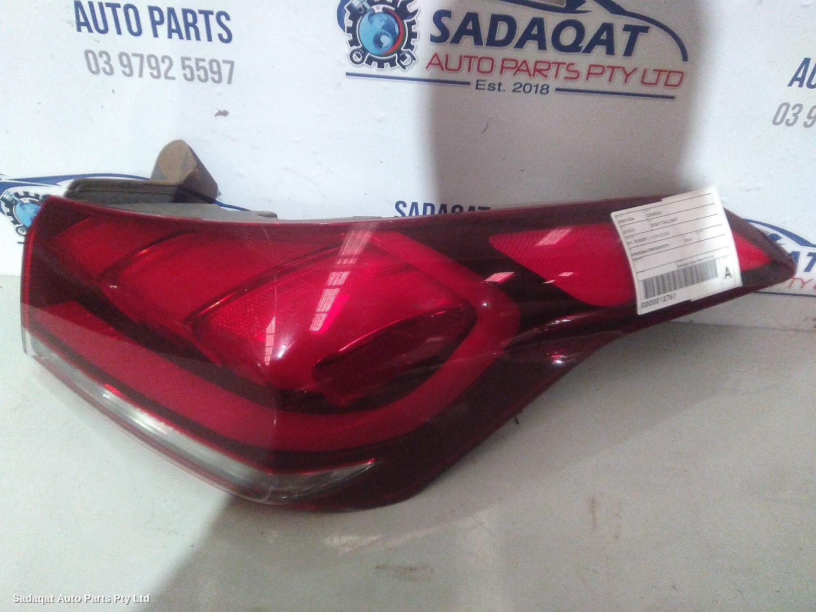 Hyundai Genesis Right Taillight