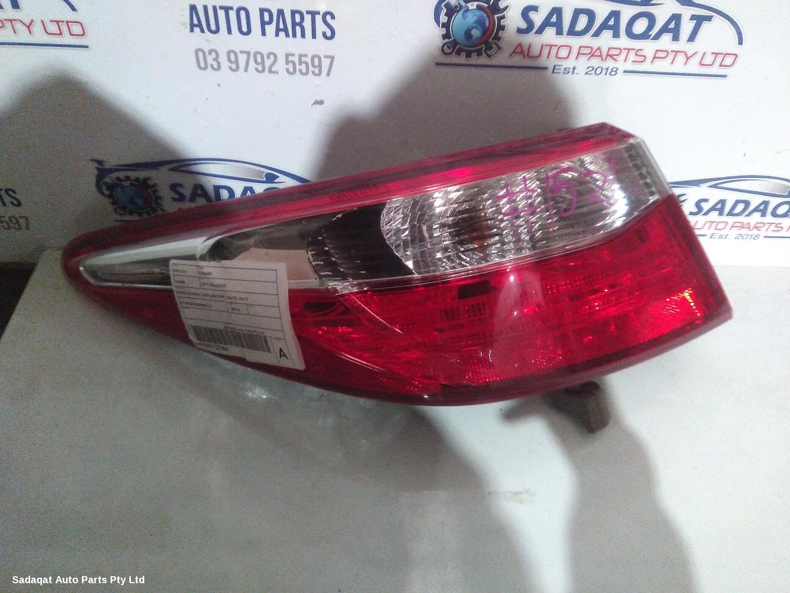 Toyota Camry Left Taillight