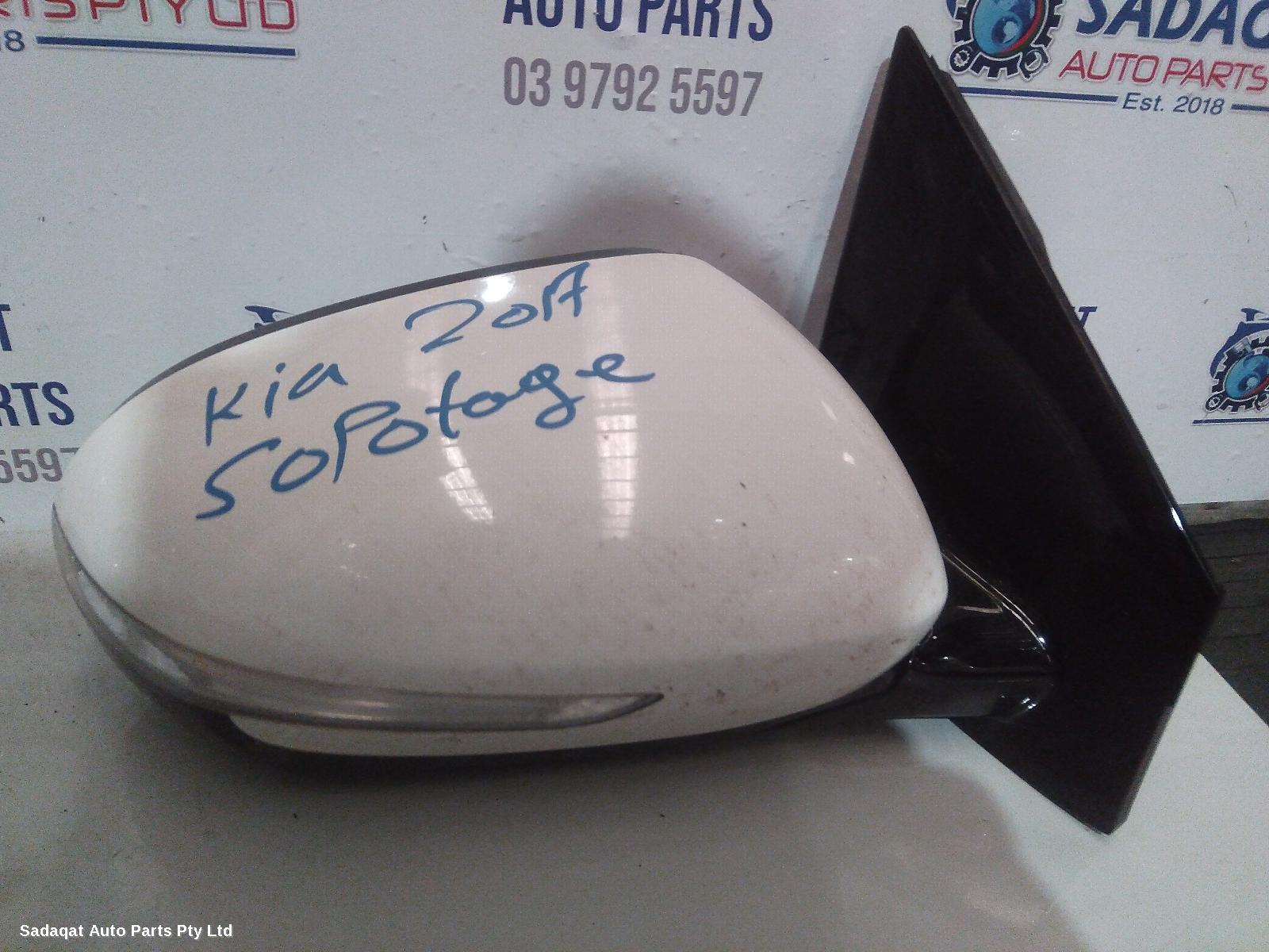 Kia Sportage Right Door Mirror