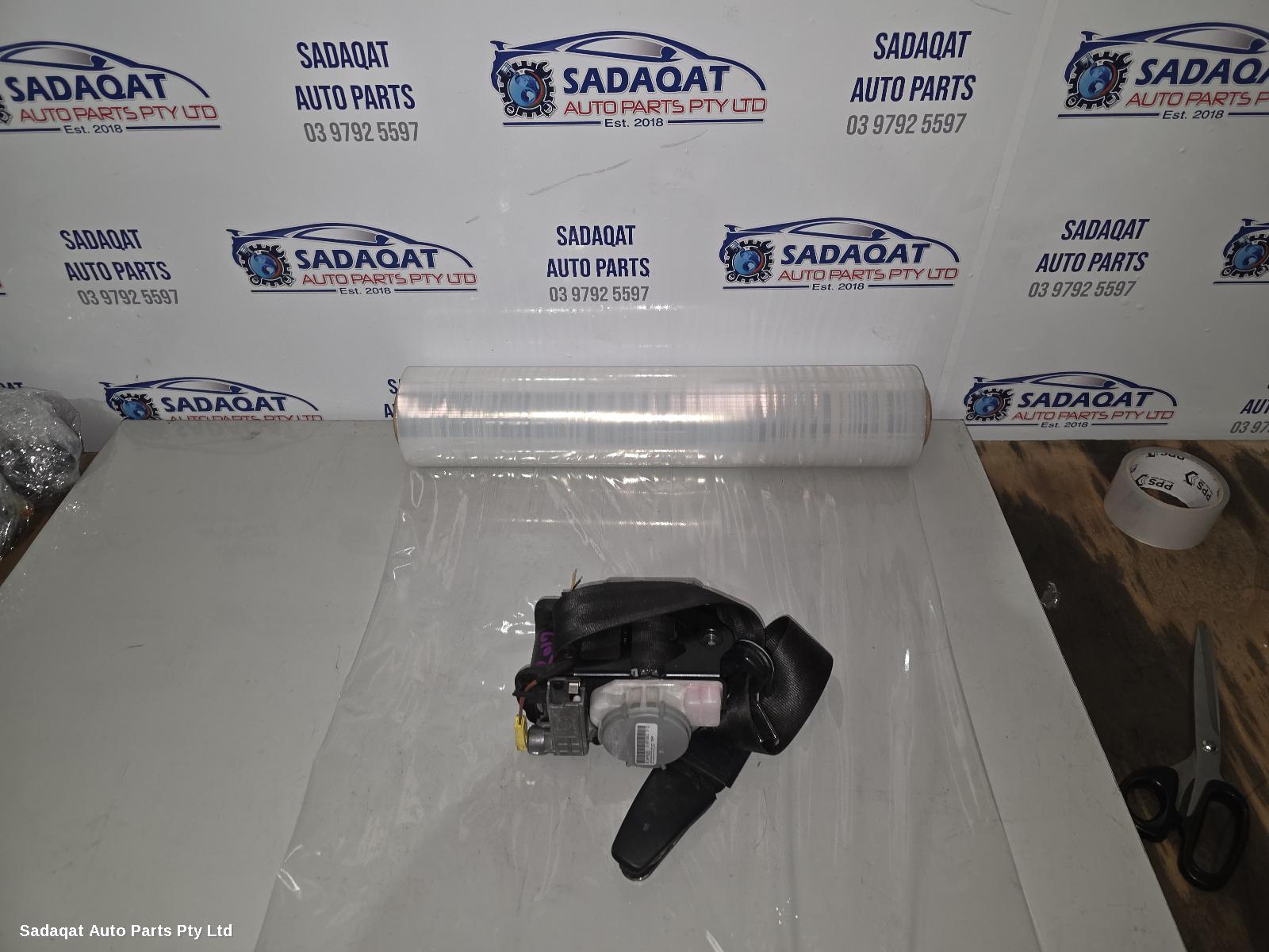 Audi A4 Seatbelt/stalk