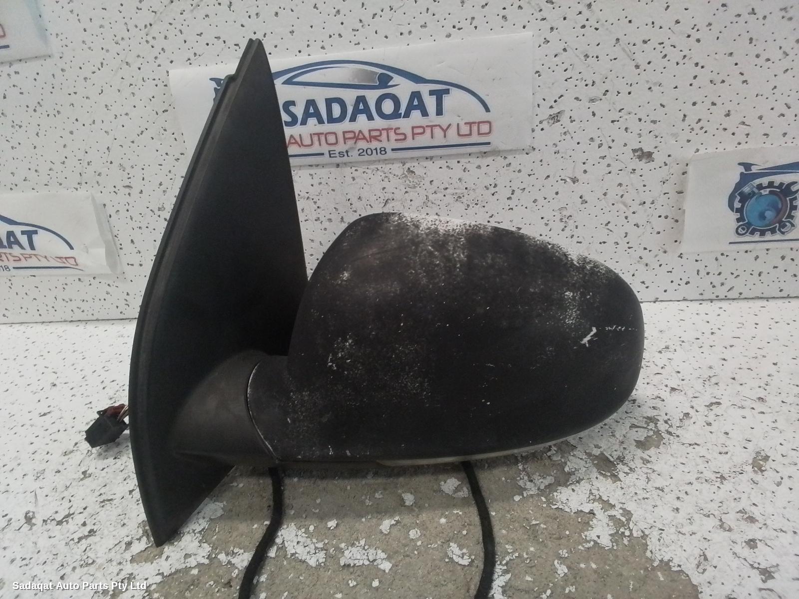 Volkswagen Golf Left Door Mirror