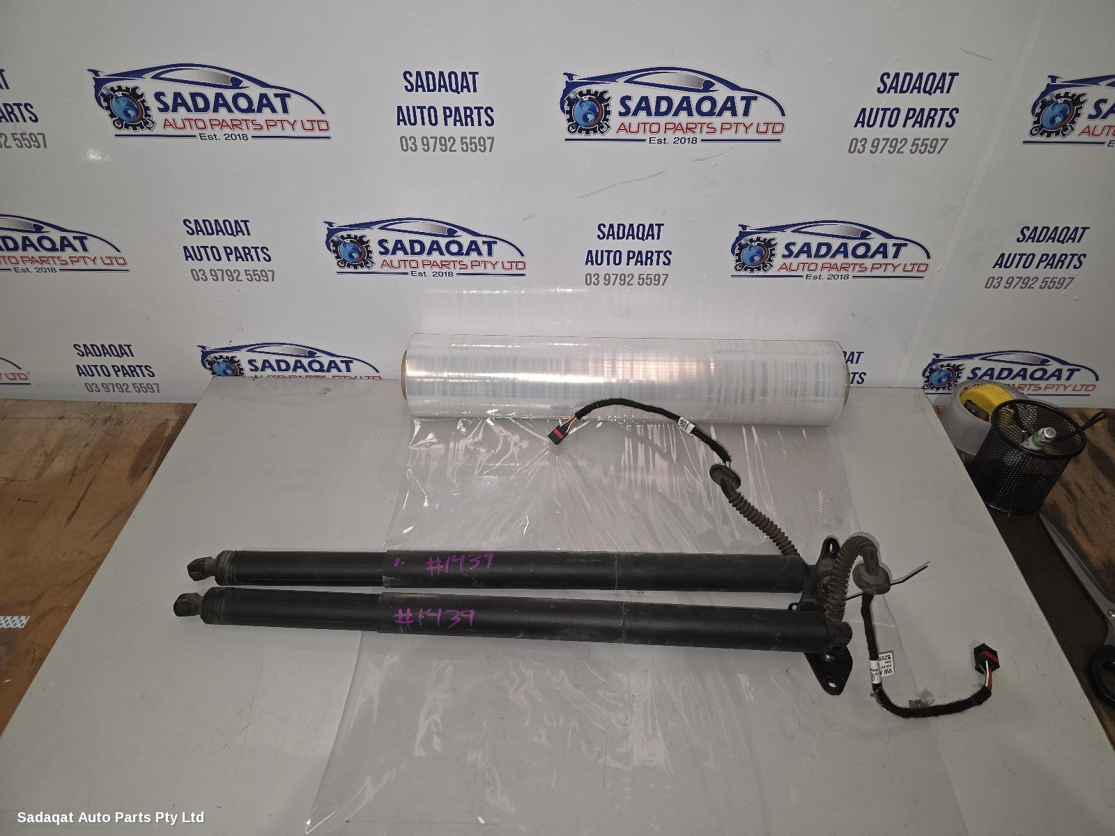 Volkswagen Passat Hatch Strut