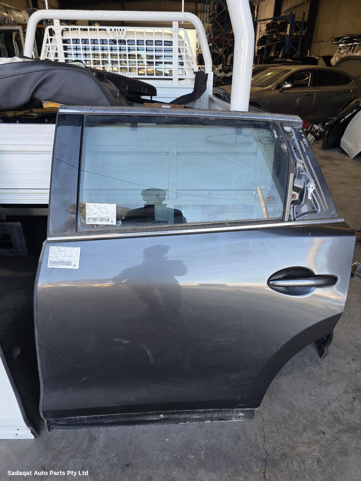 Mazda Cx9 Left Rear Door Window
