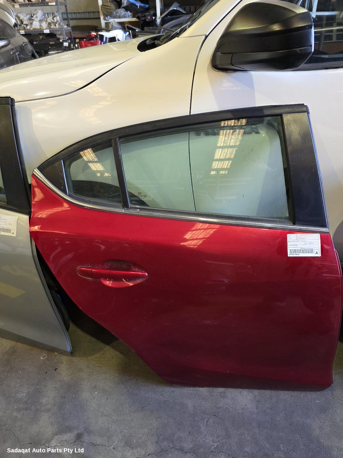 Mazda 3 Right_rear_door_sliding