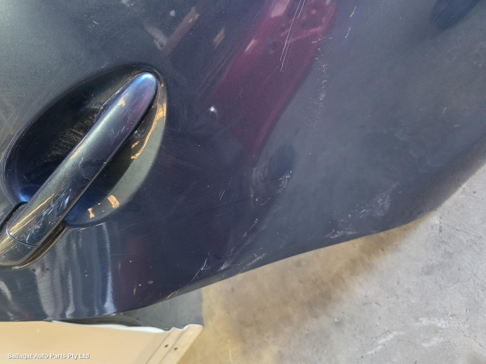 Mazda 3 Right_rear_door_sliding