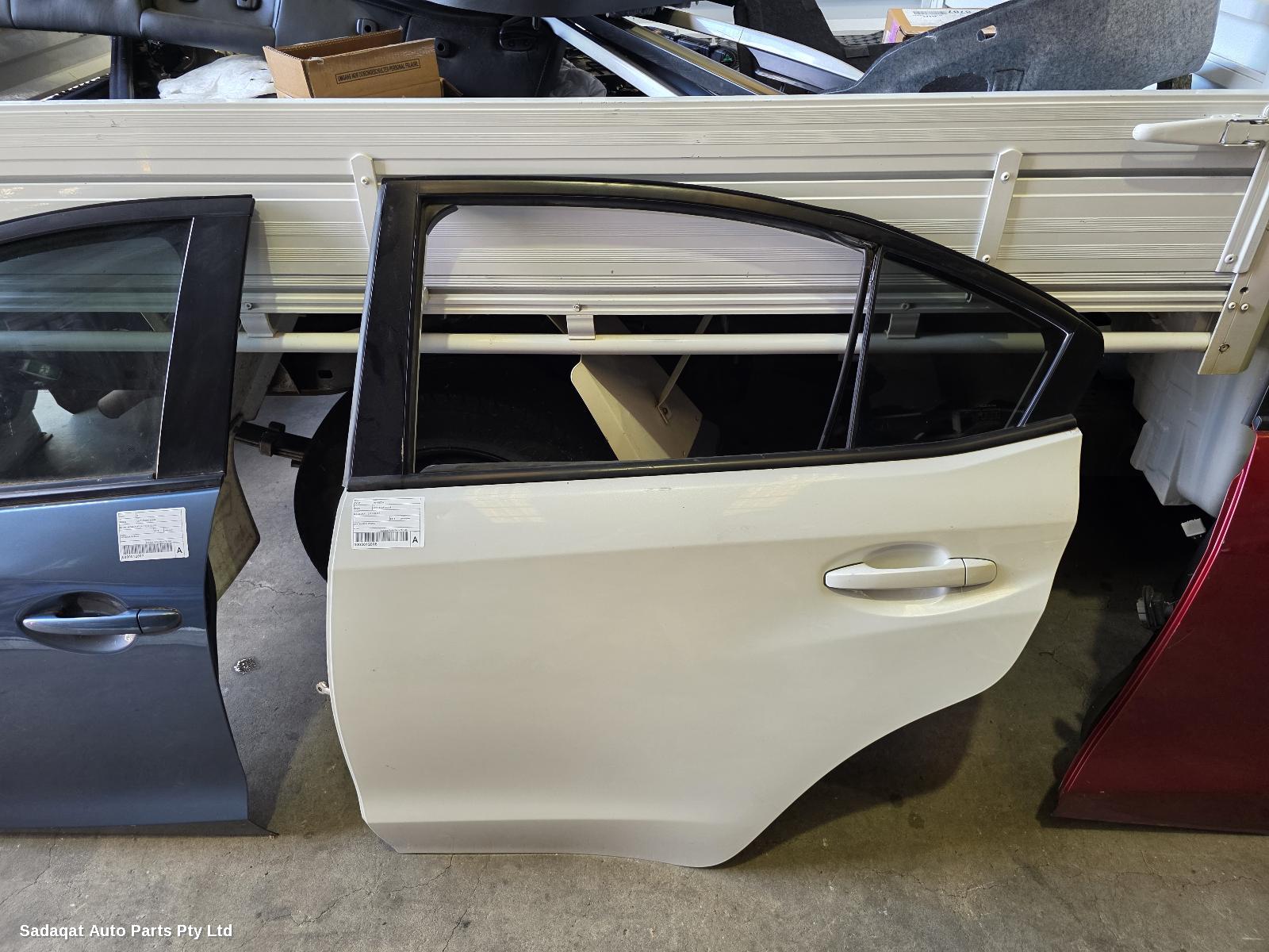 Subaru Impreza Left Rear Door/sliding