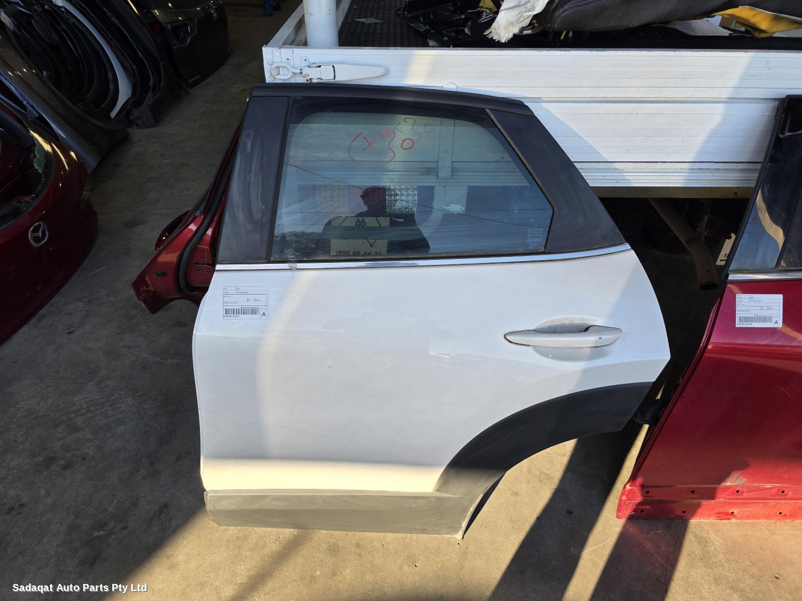 Mazda Cx30 Left Rear Door/sliding