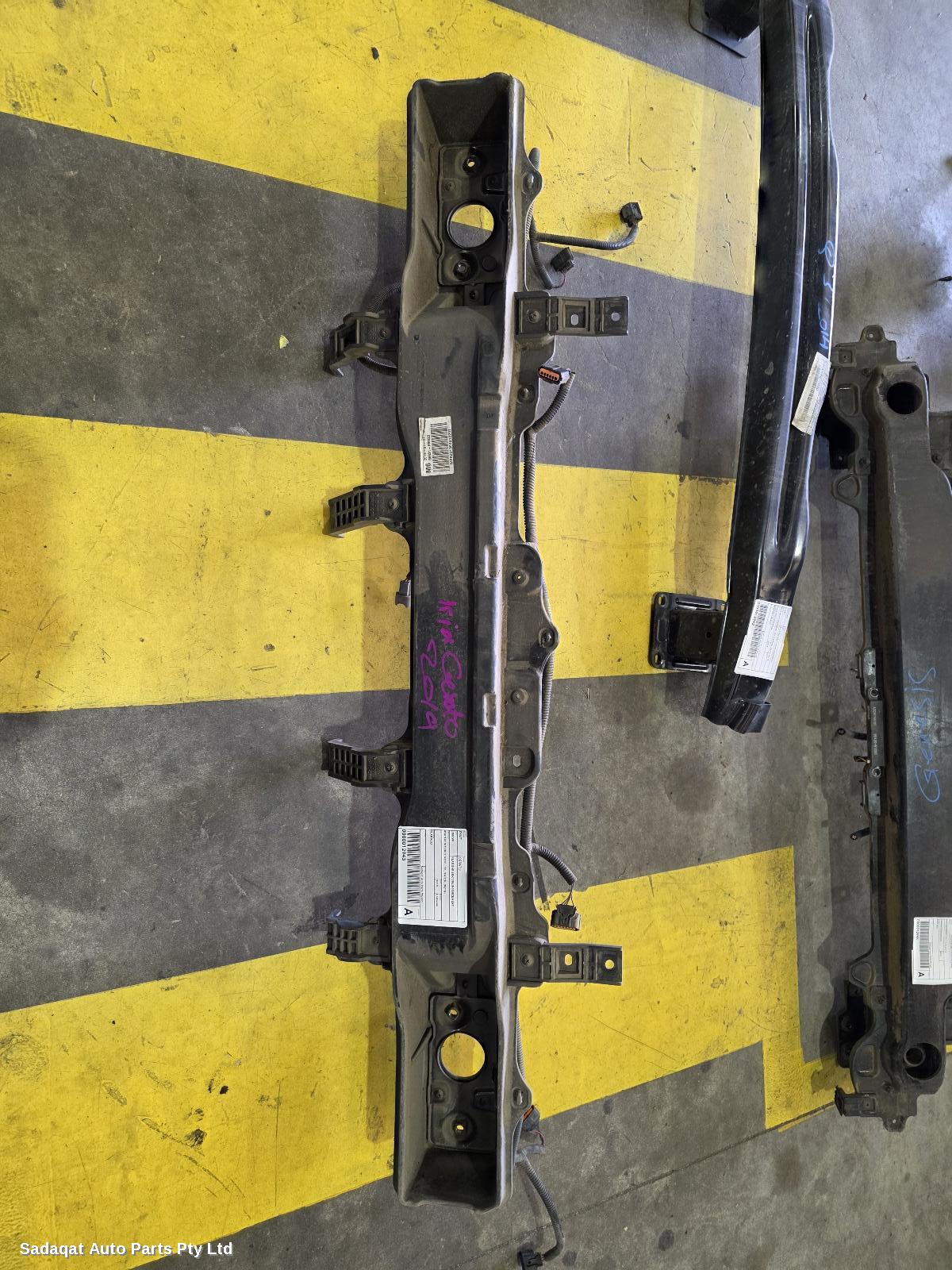 Kia Cerato R/bar Bracket/reinfo