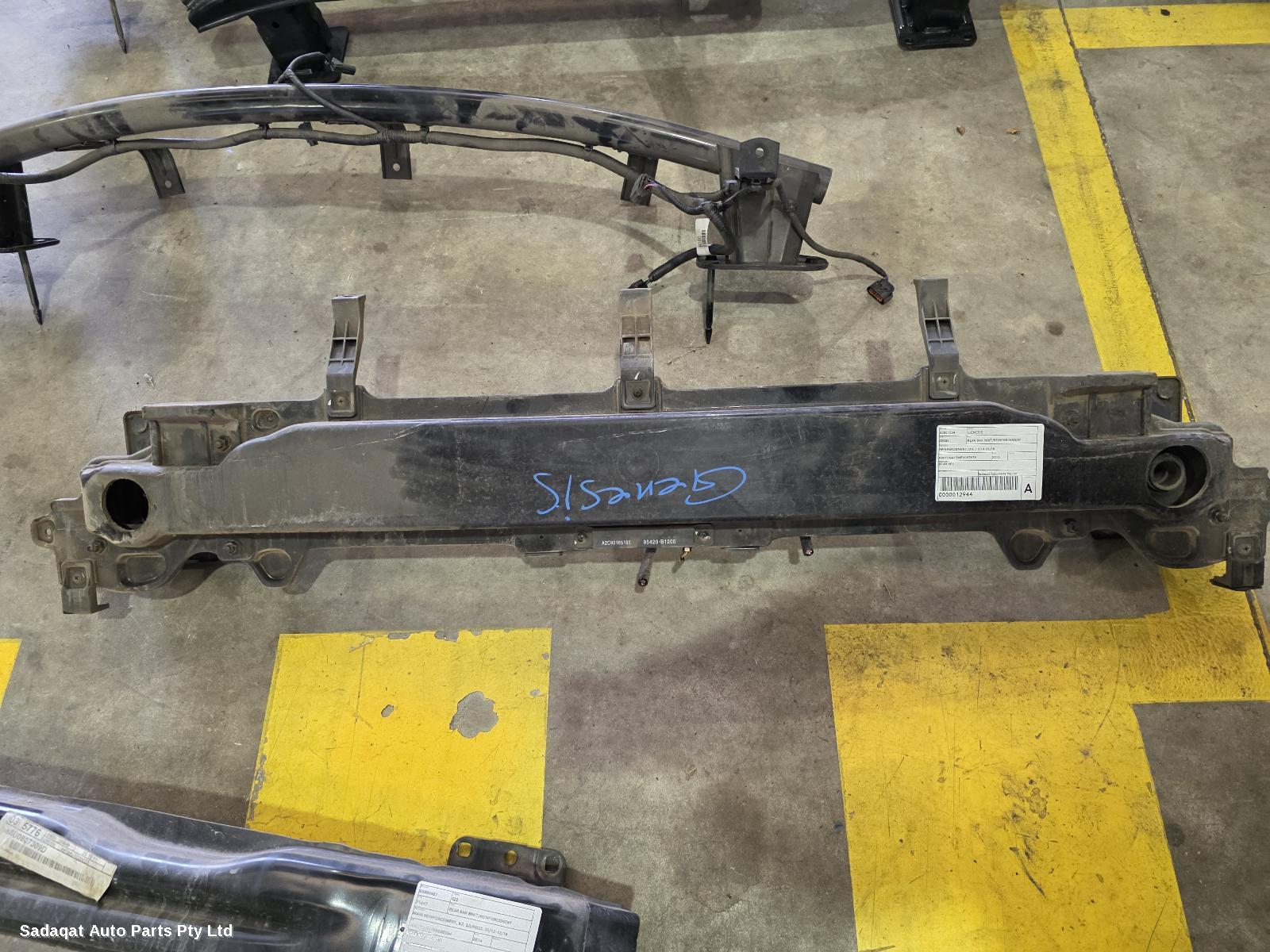 Hyundai Genesis R/bar Bracket/reinfo