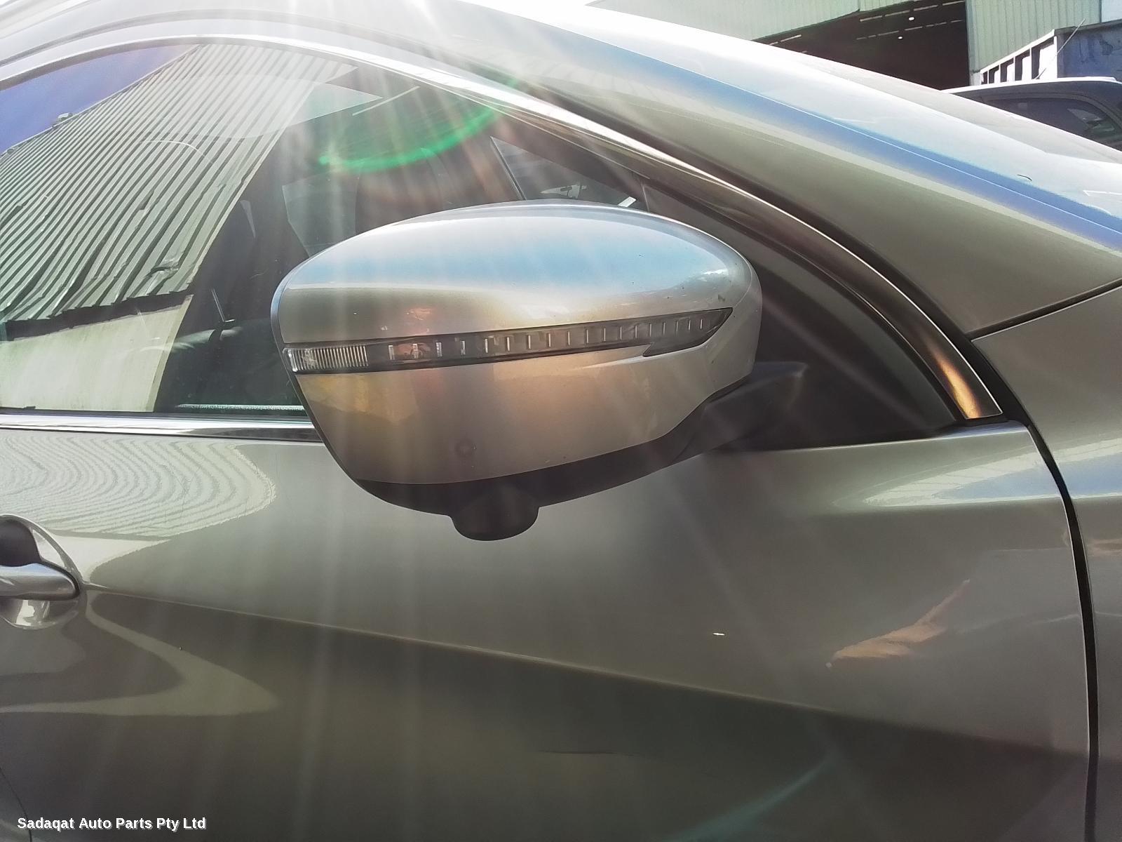 Nissan Qashqai R/bar Bracket/reinfo