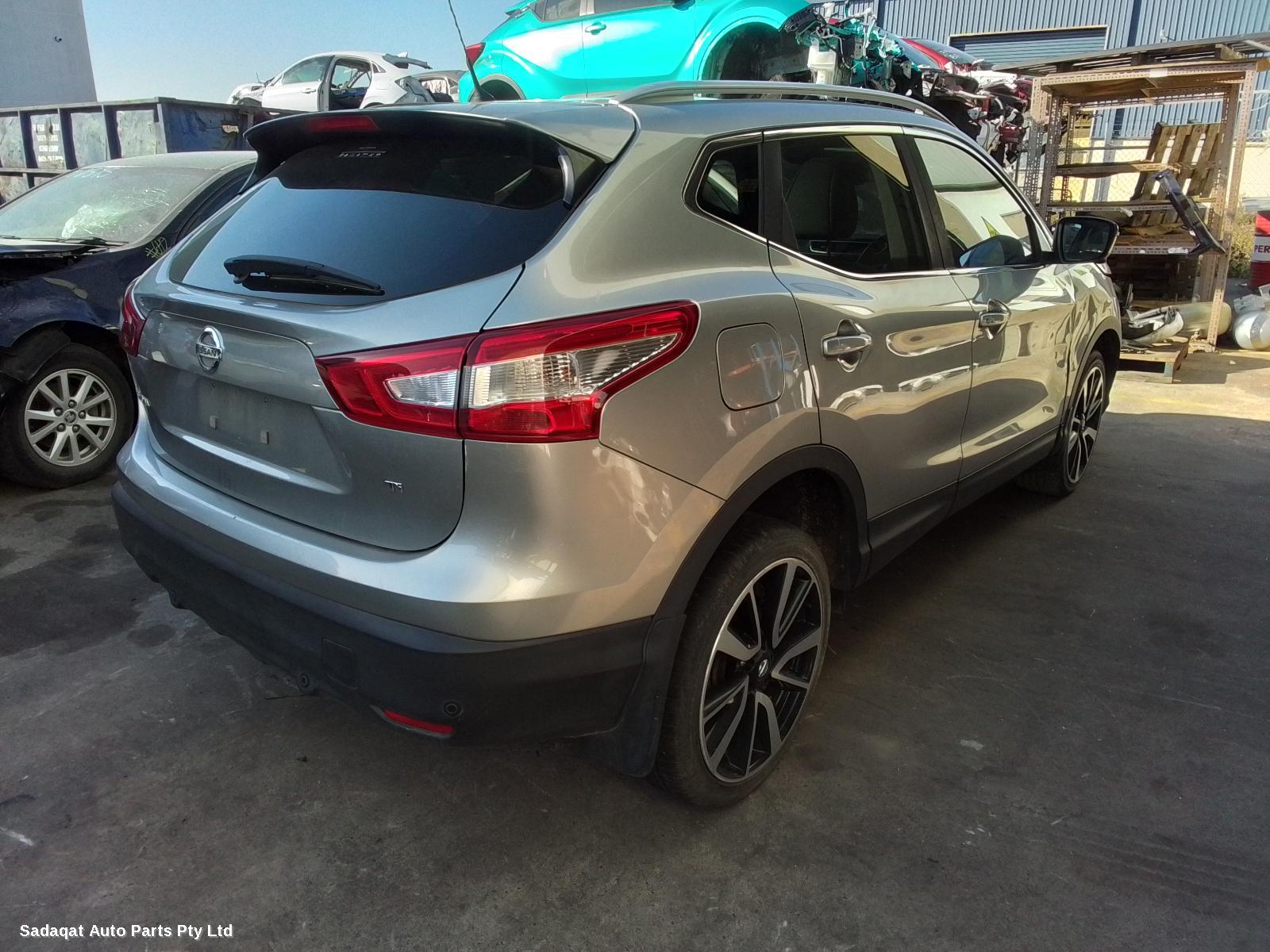 Nissan Qashqai R/bar Bracket/reinfo