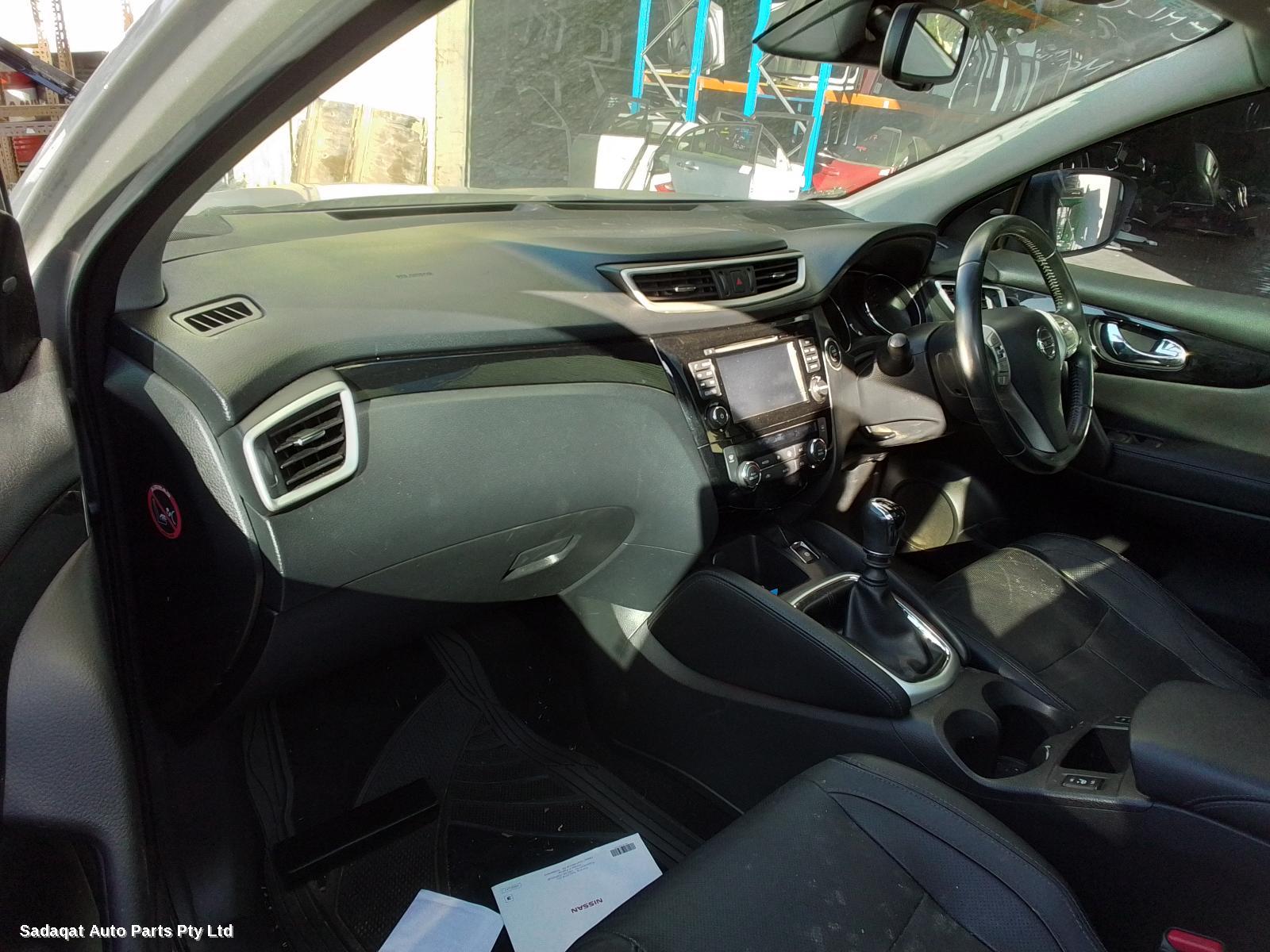 Nissan Qashqai R/bar Bracket/reinfo