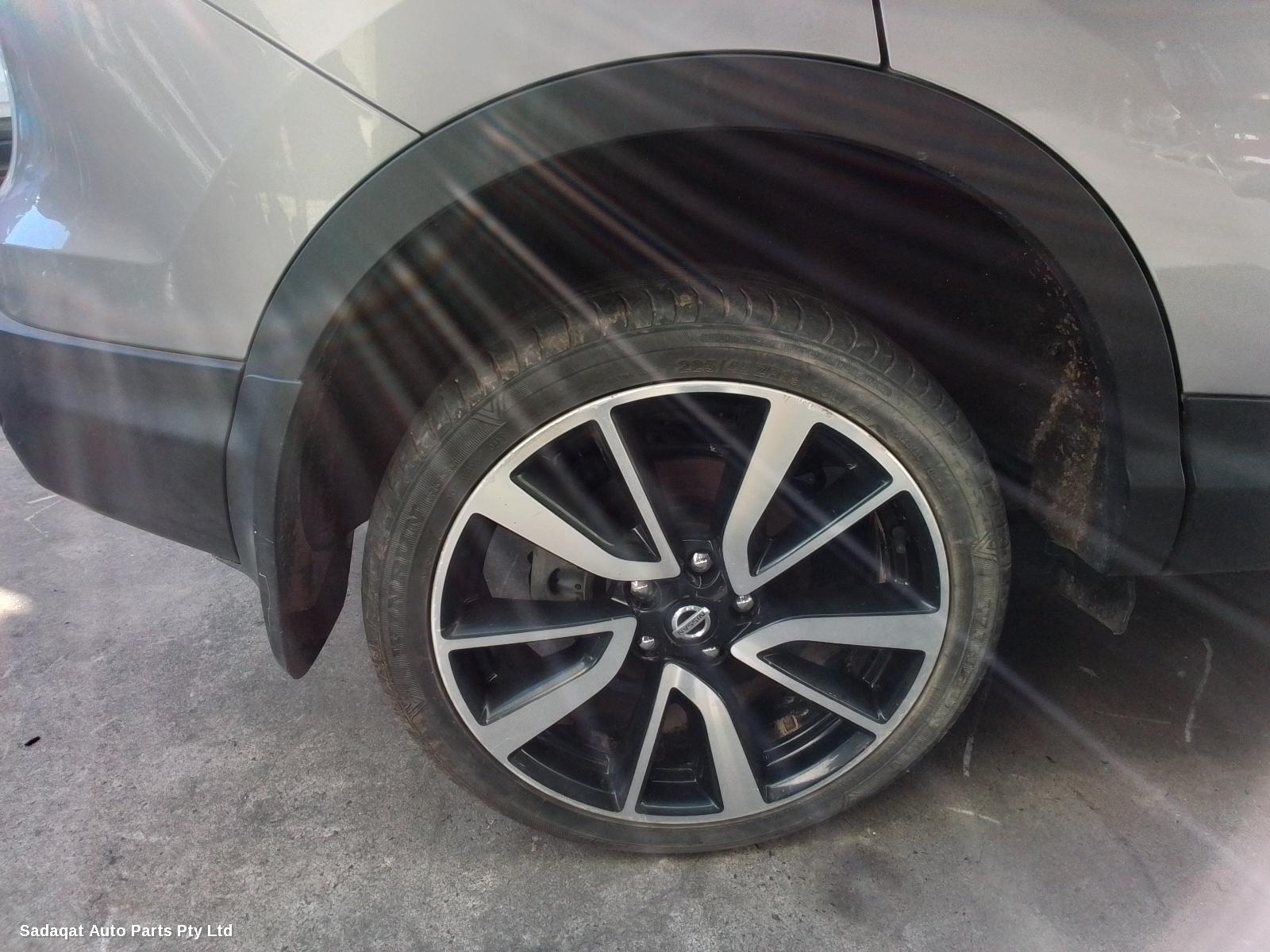 Nissan Qashqai R/bar Bracket/reinfo