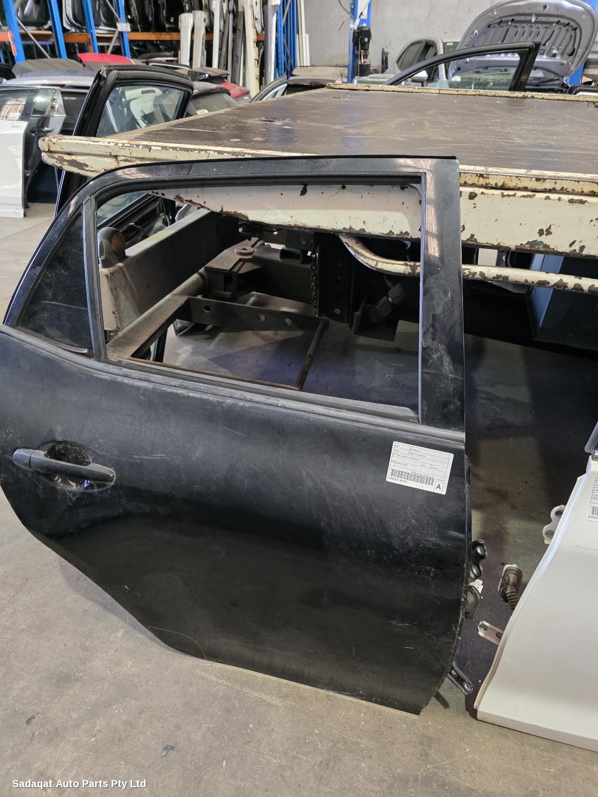 Toyota Corolla Right_rear_door_sliding