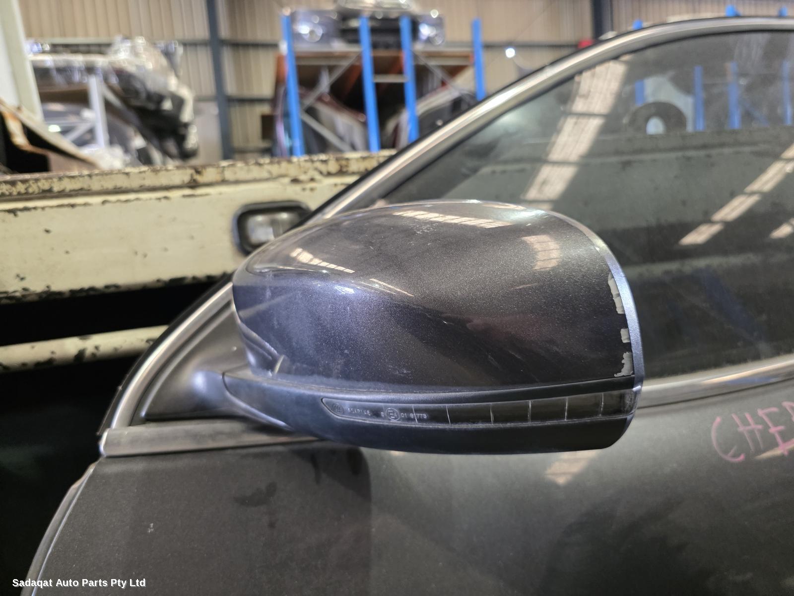 Jeep Cherokee Left Door Mirror