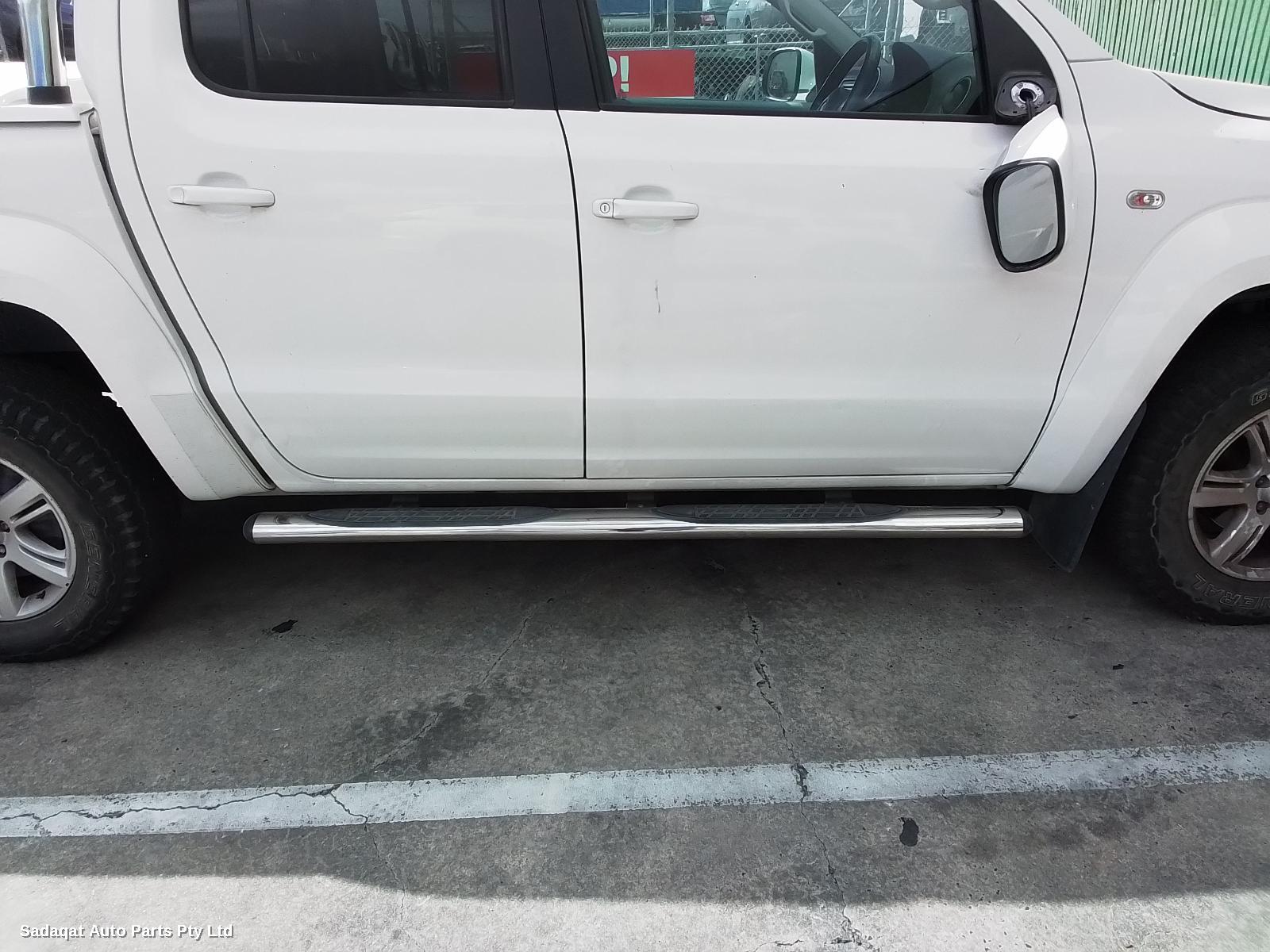 Volkswagen Amarok Left Taillight