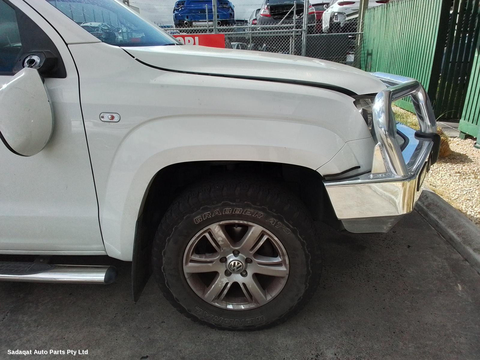Volkswagen Amarok Left Taillight