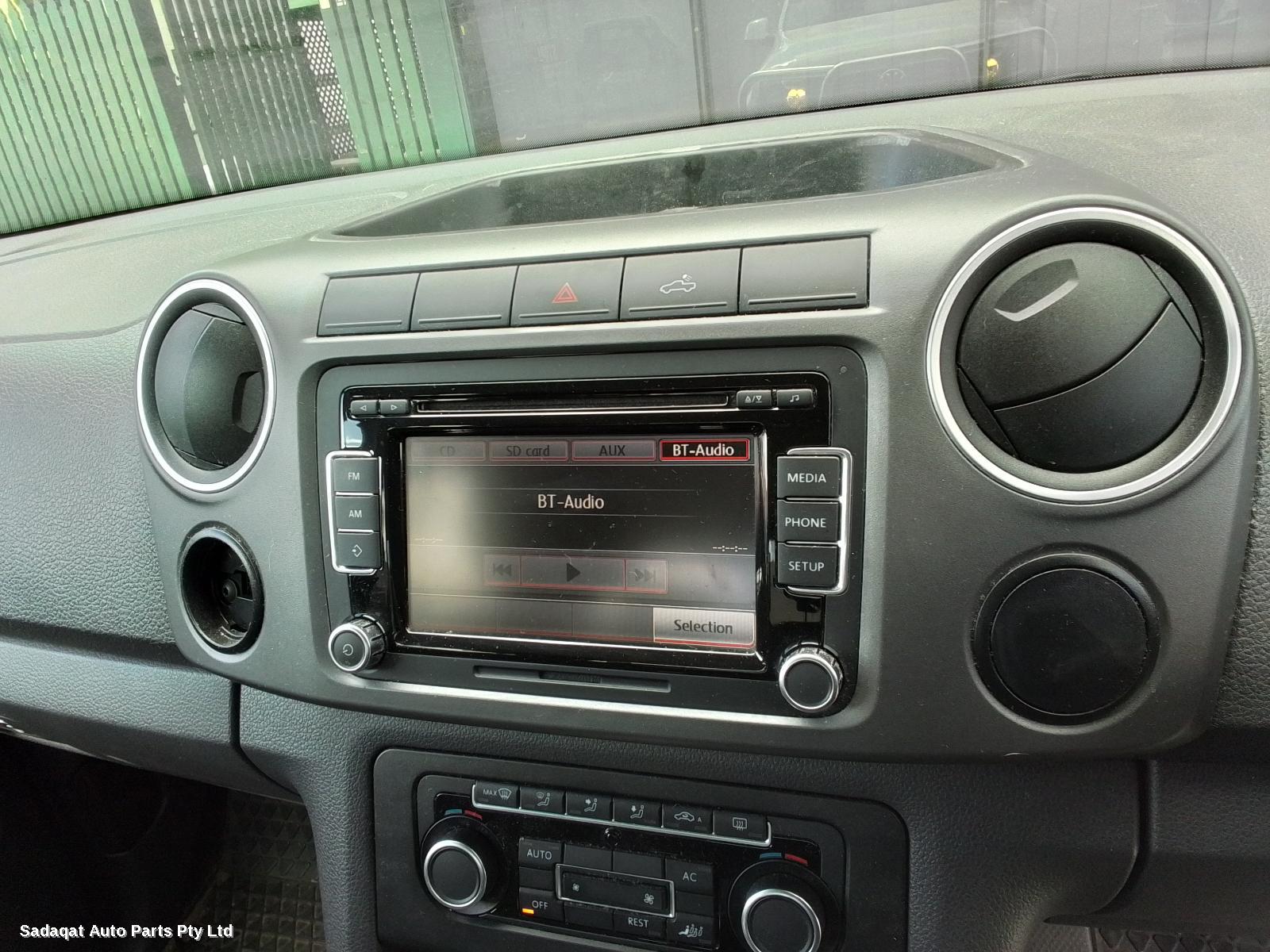 Volkswagen Amarok Left Taillight