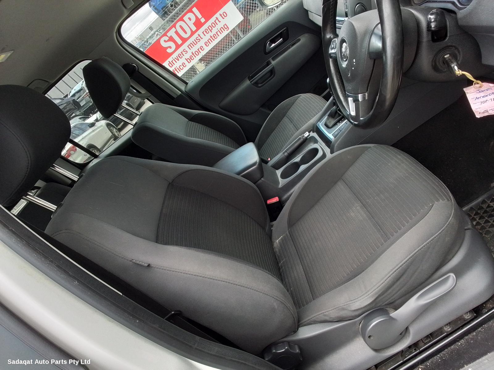 Volkswagen Amarok Left Taillight