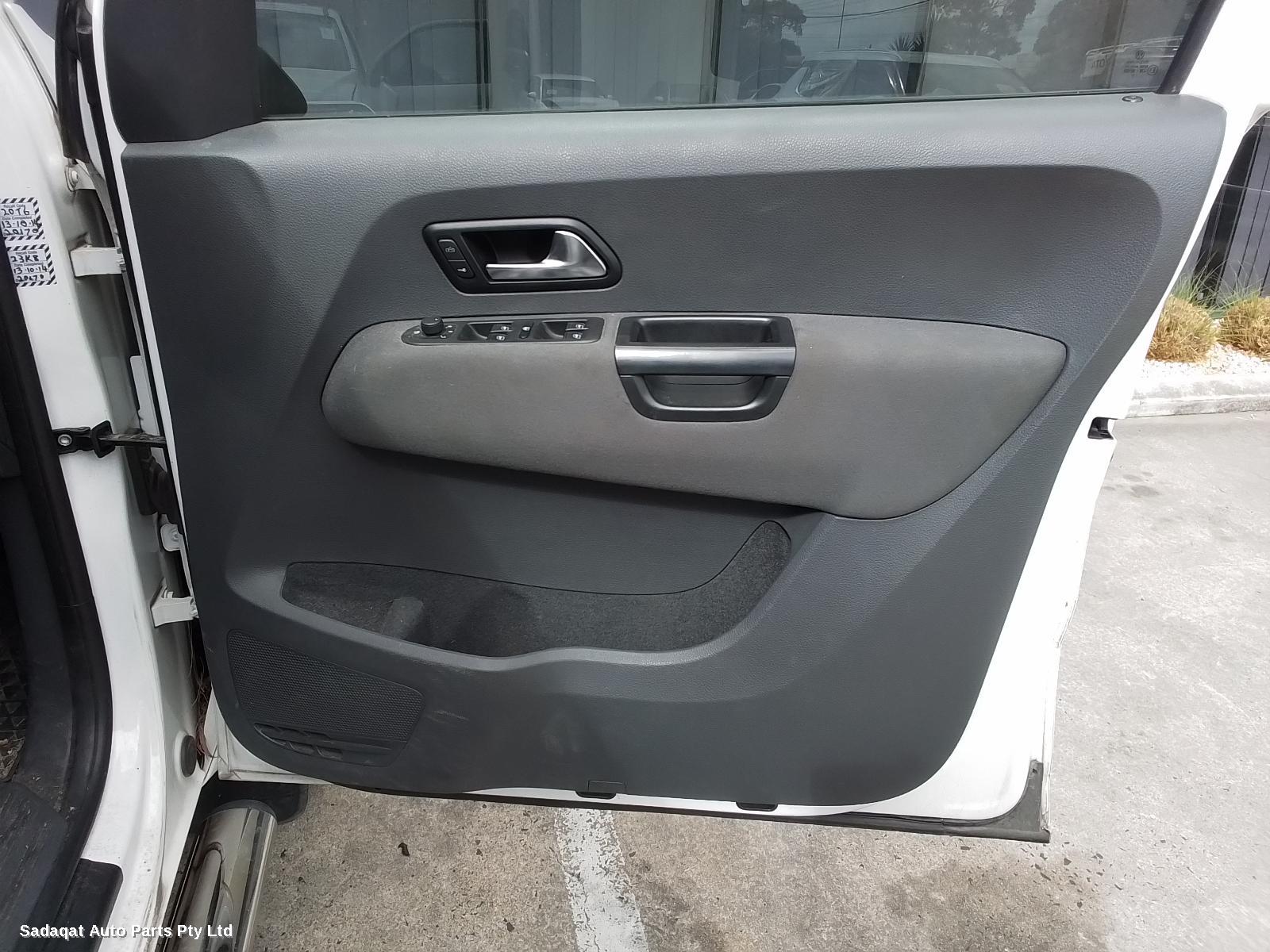 Volkswagen Amarok Left Taillight