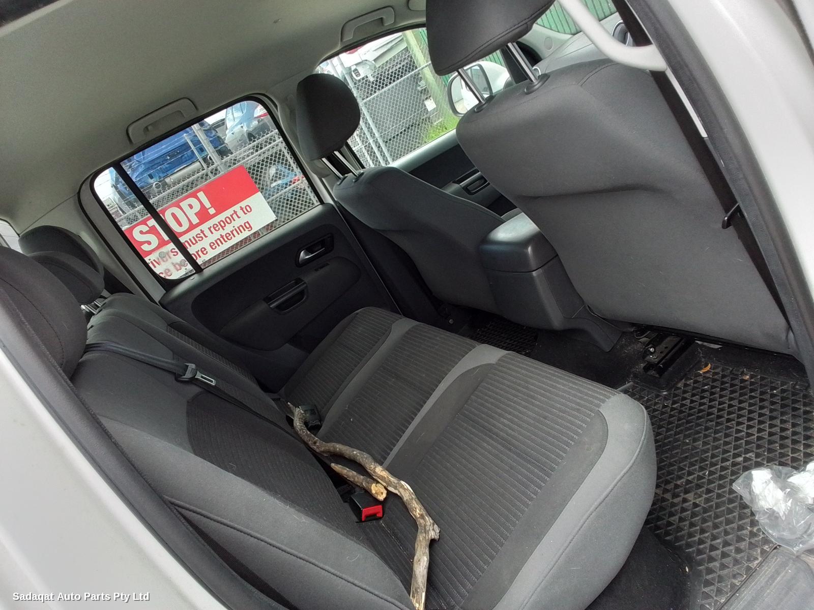 Volkswagen Amarok Left Taillight