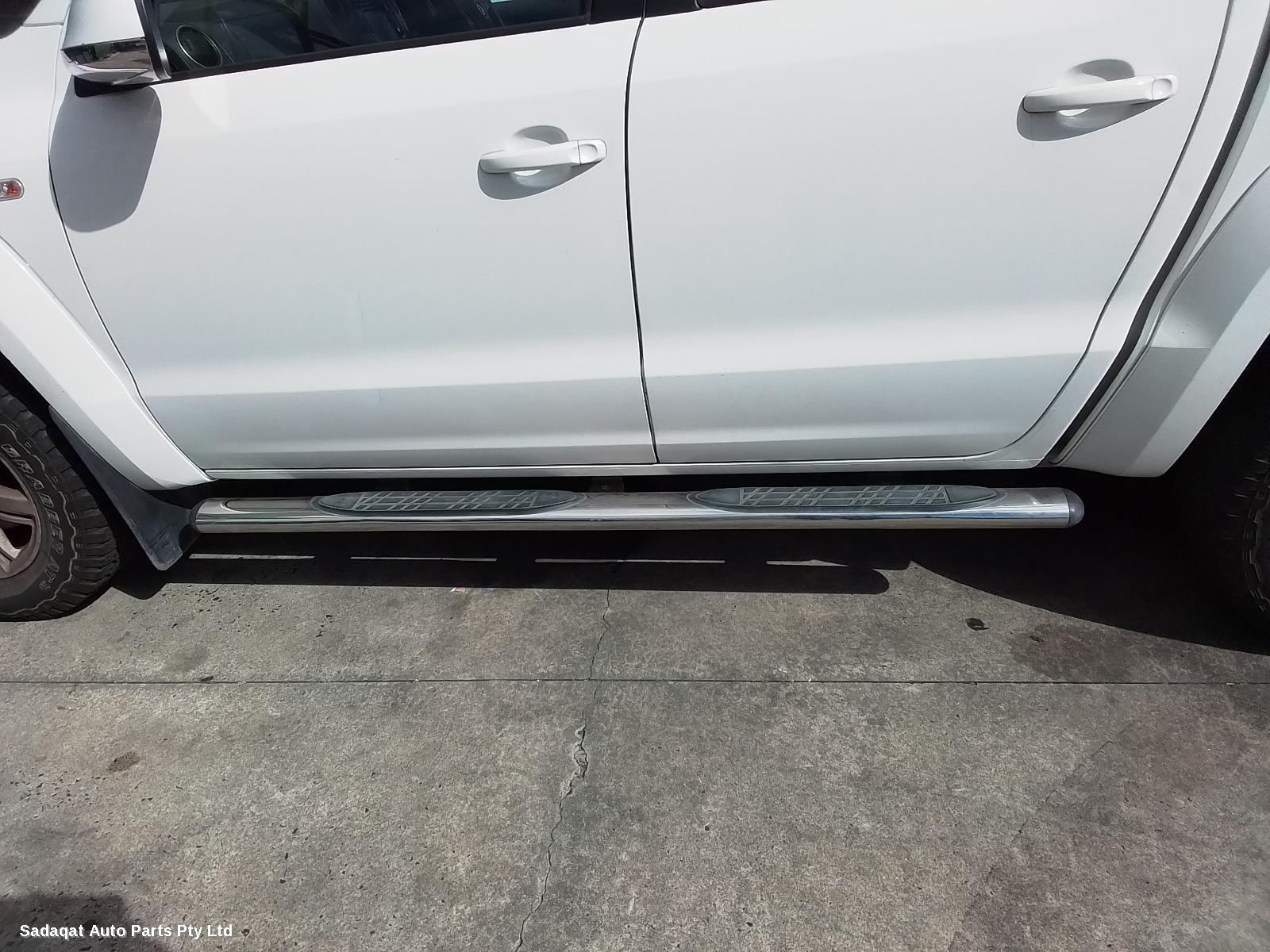 Volkswagen Amarok Left Taillight